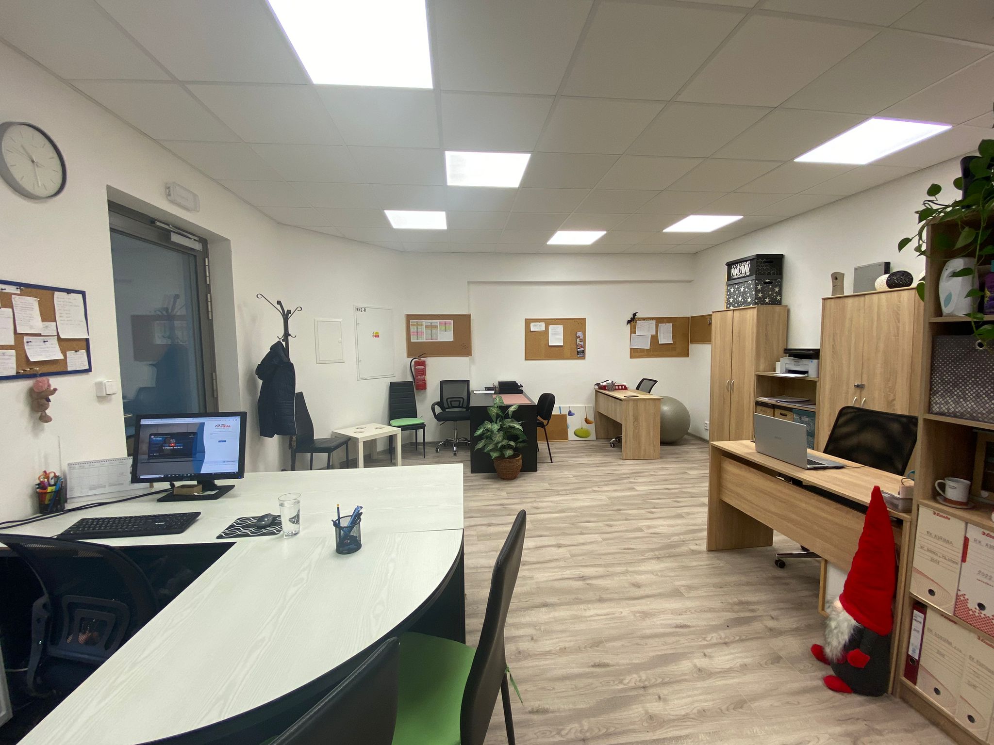 RK Adriana - realitní kancelář foto 5