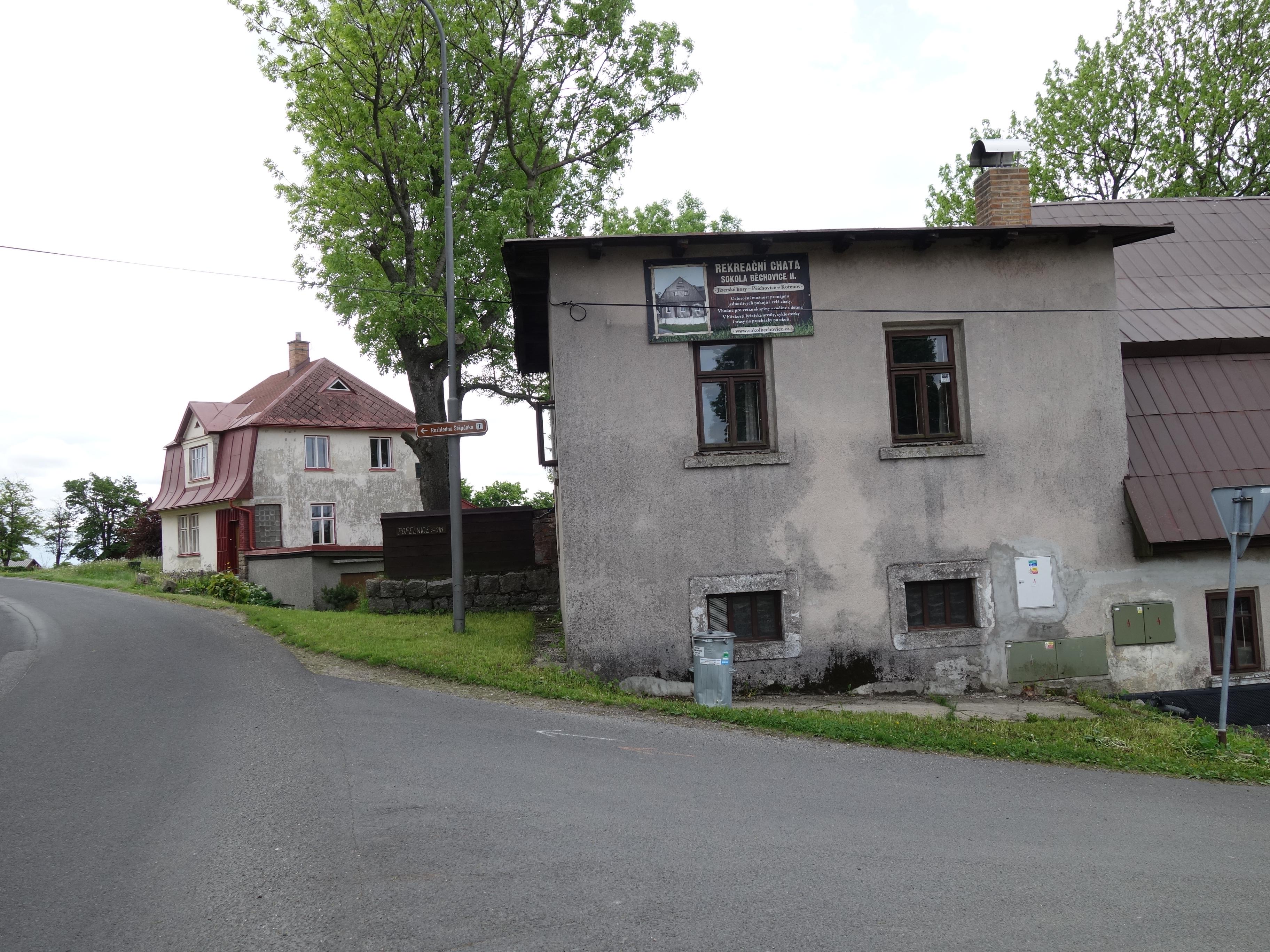 TJ SOKOL BĚCHOVICE II foto 2