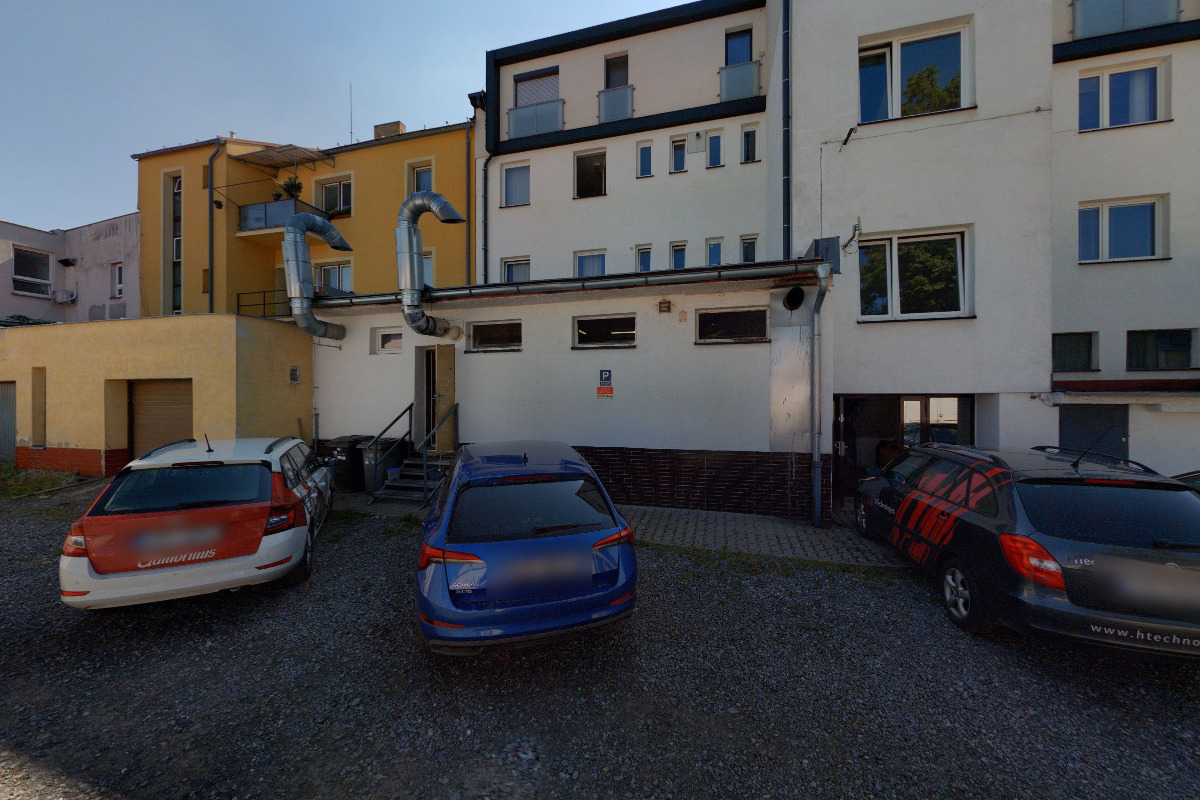 Vlasové studio Nádražní foto 1