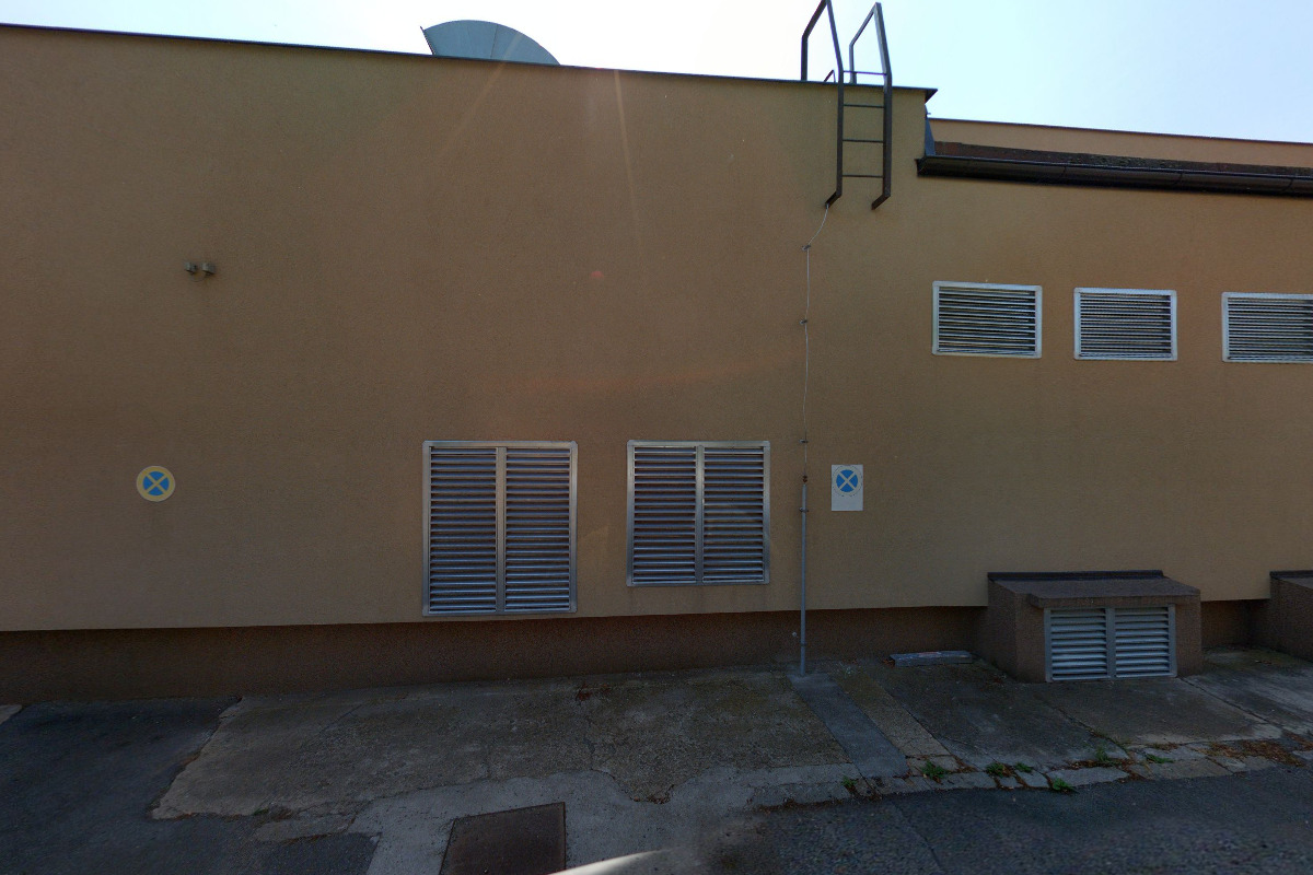 VOŠ a SOŠ elektrotechnická, Plzeň - domov mládeže foto 2