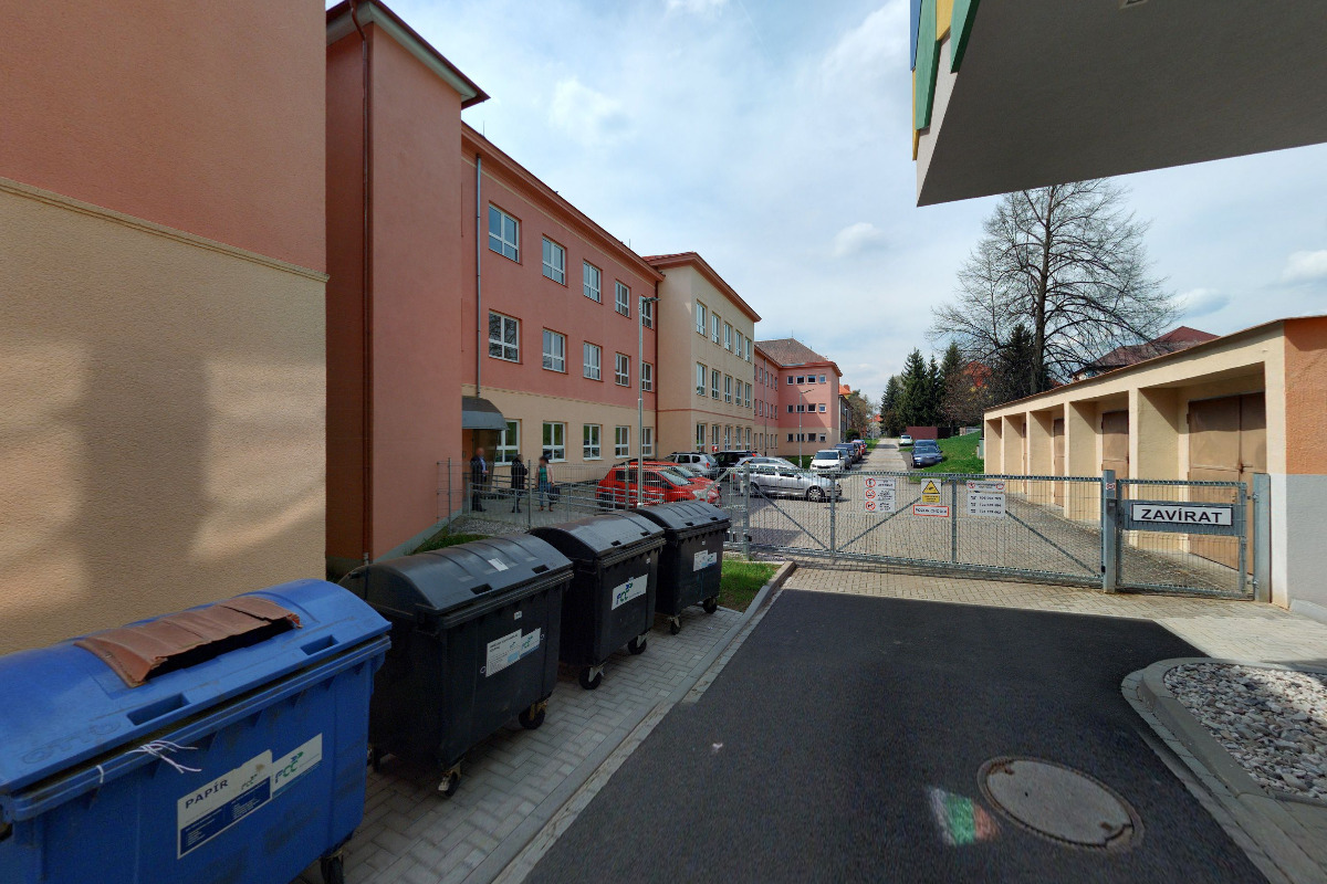 ZŠ Tachov, Hornická foto 2