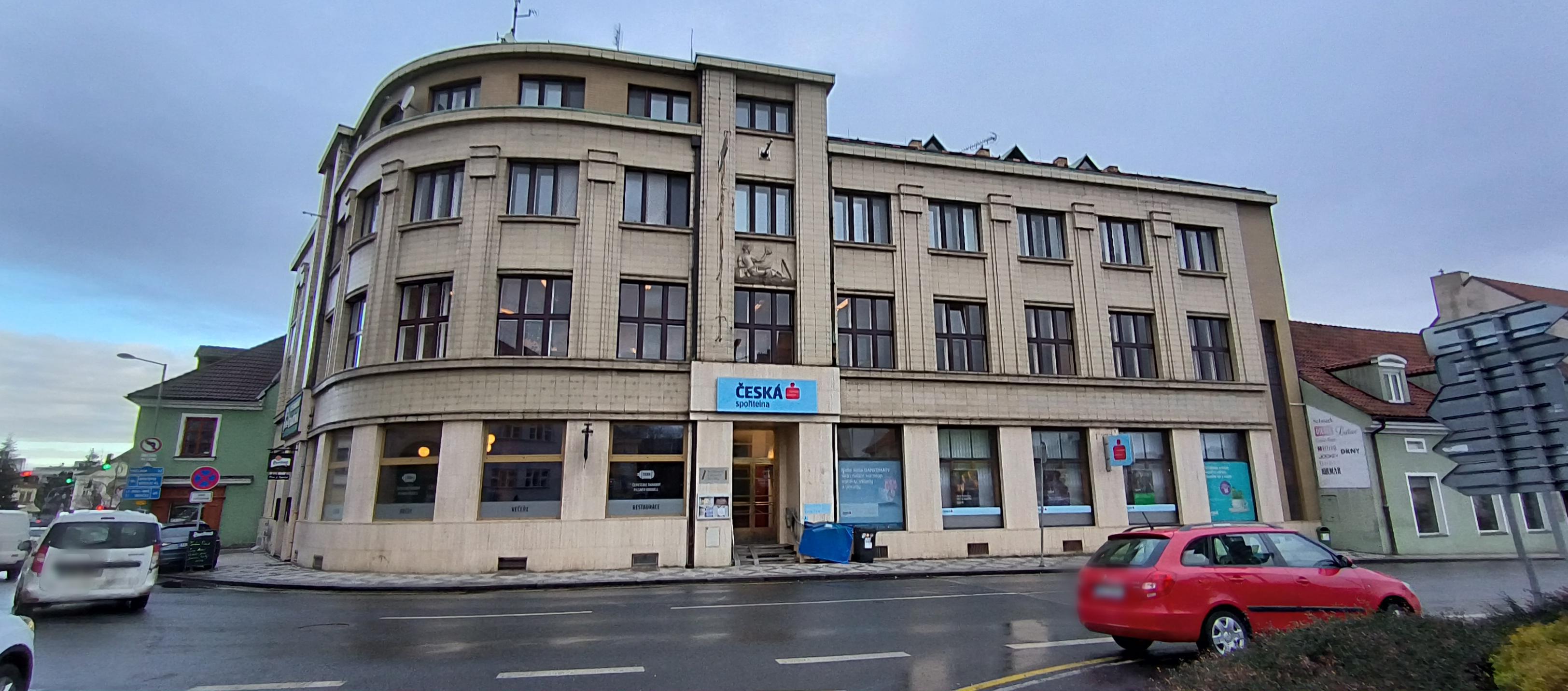 Česká spořitelna, a.s. foto 2