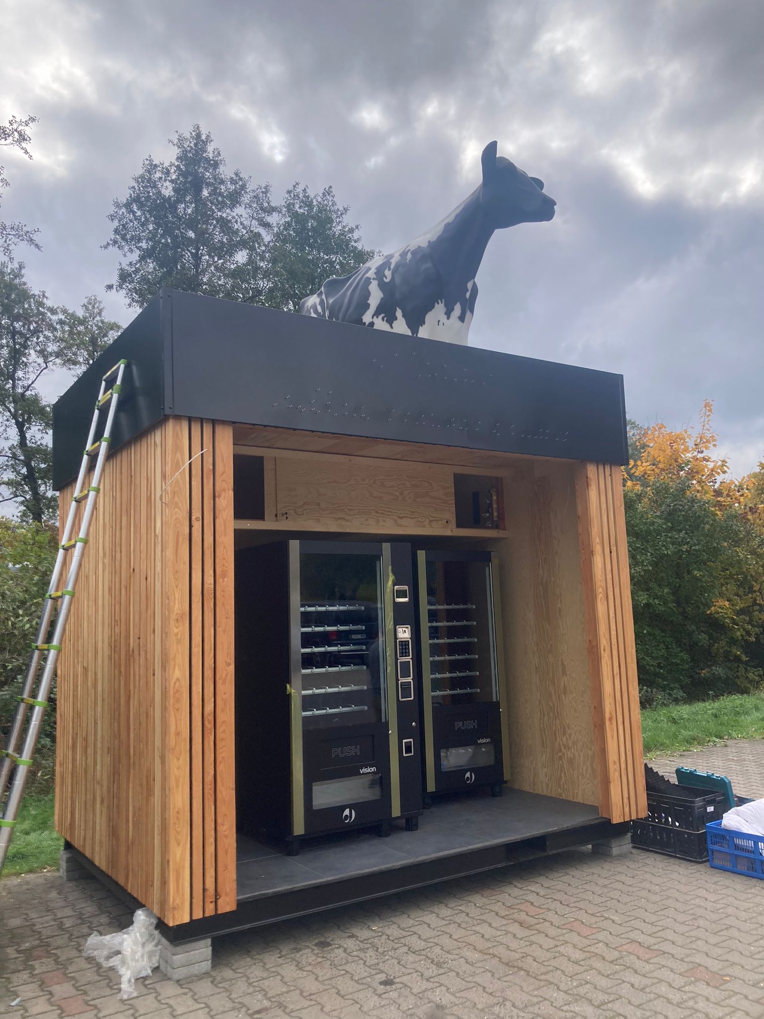 Pick-up & 24 a.s. - prodejní automaty Jofemar foto 5