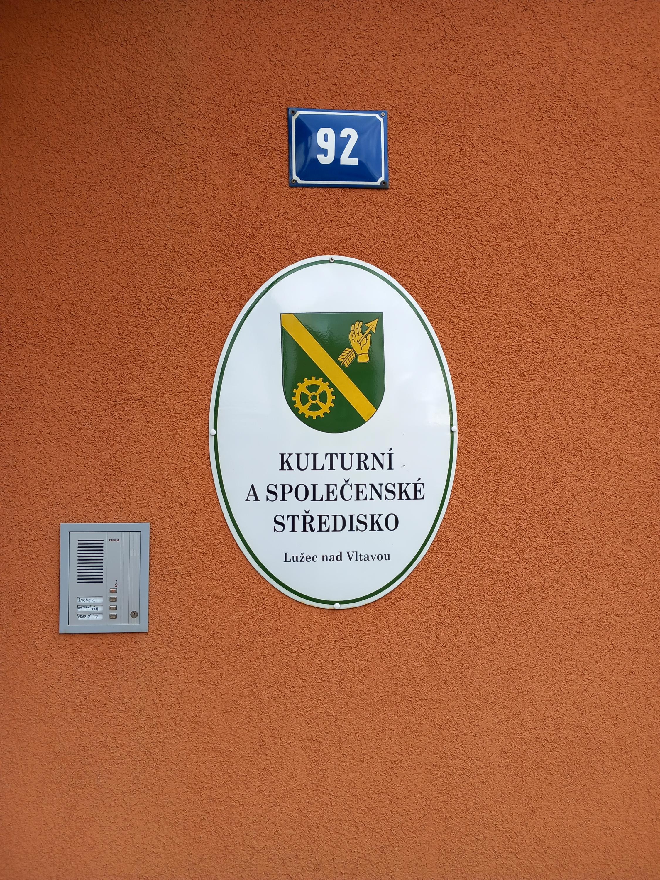 Kulturní a společenské středisko Lužec n/Vlt. foto 3