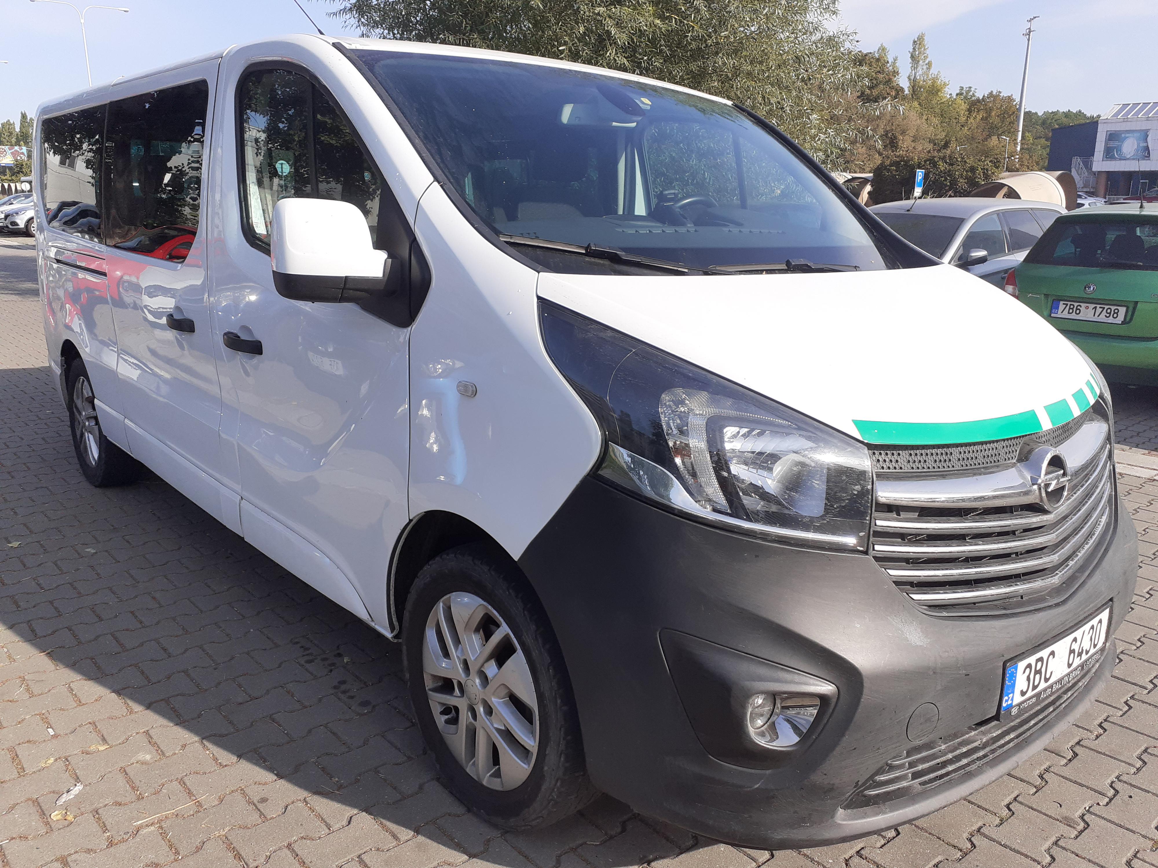 Holas - autoškola a autopůjčovna foto 5