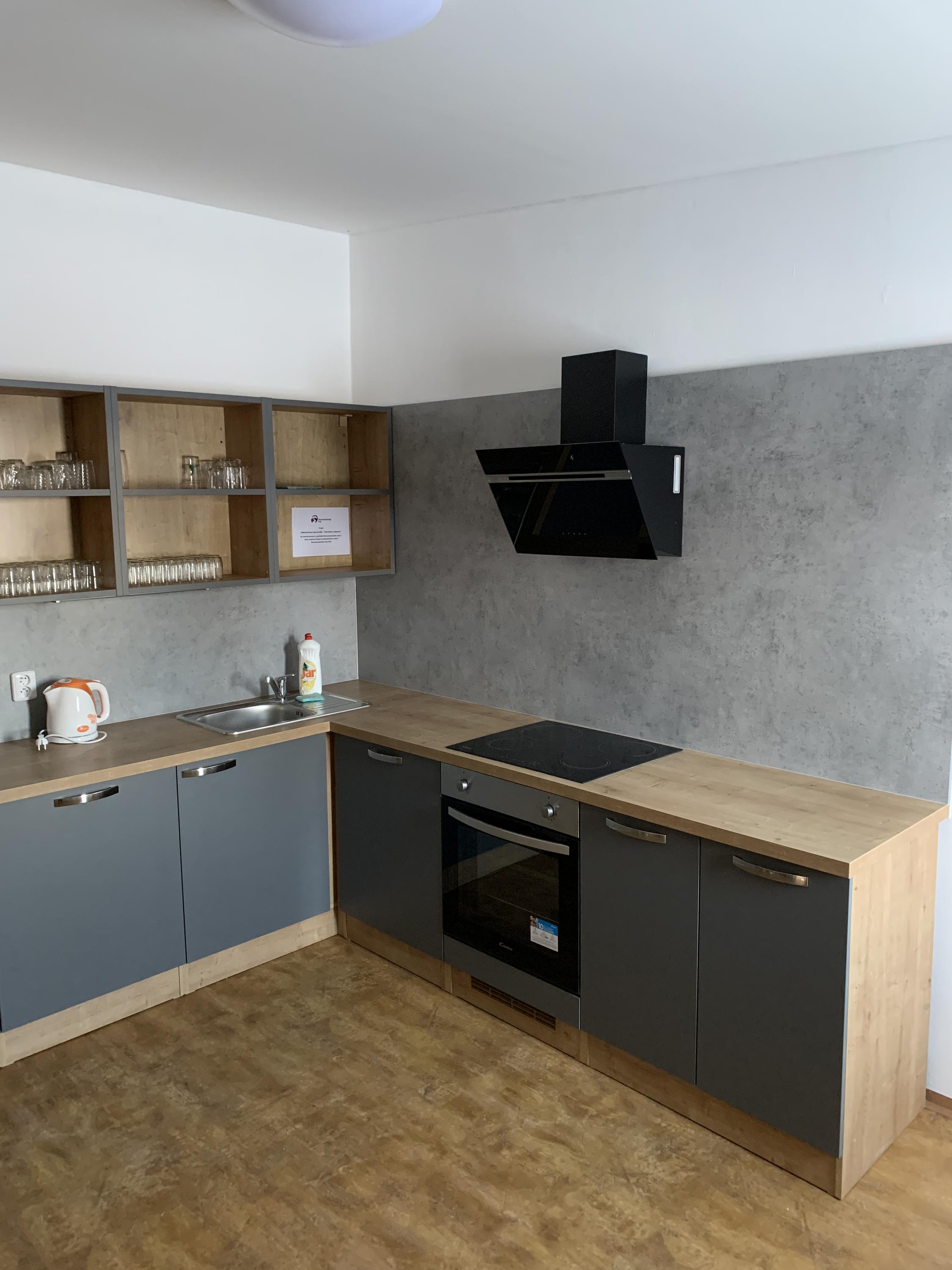 Městys Březová - tělocvična foto 3