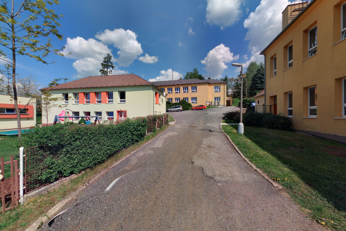 ZŠ a MŠ Zaječov foto 3