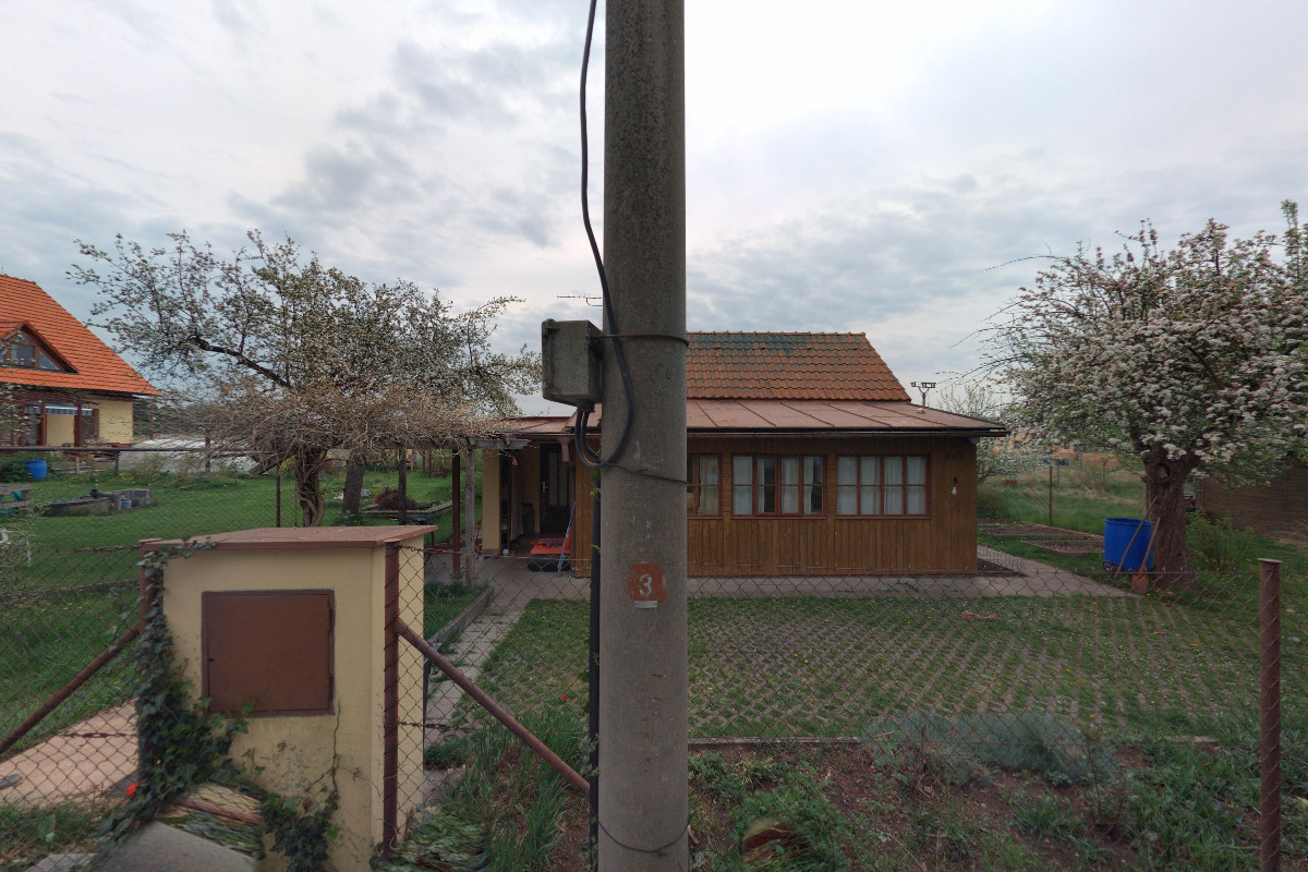 Luxusní móda s.r.o.