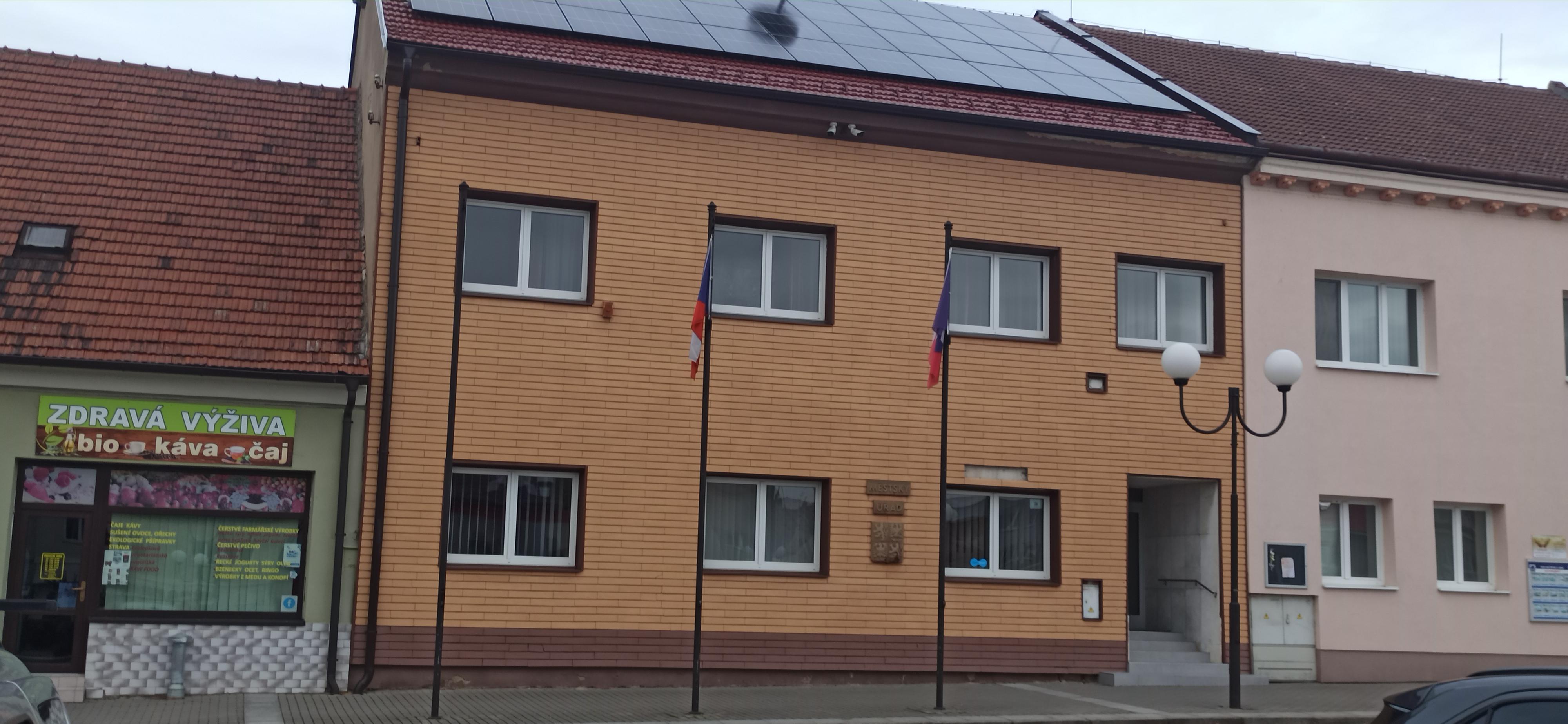Bzenec - městský úřad foto 2