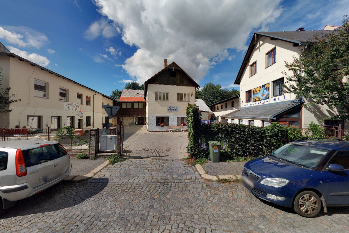 Základní škola Lesves, s.r.o.