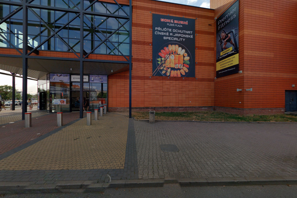 iWant Apple Premium Partner foto 2