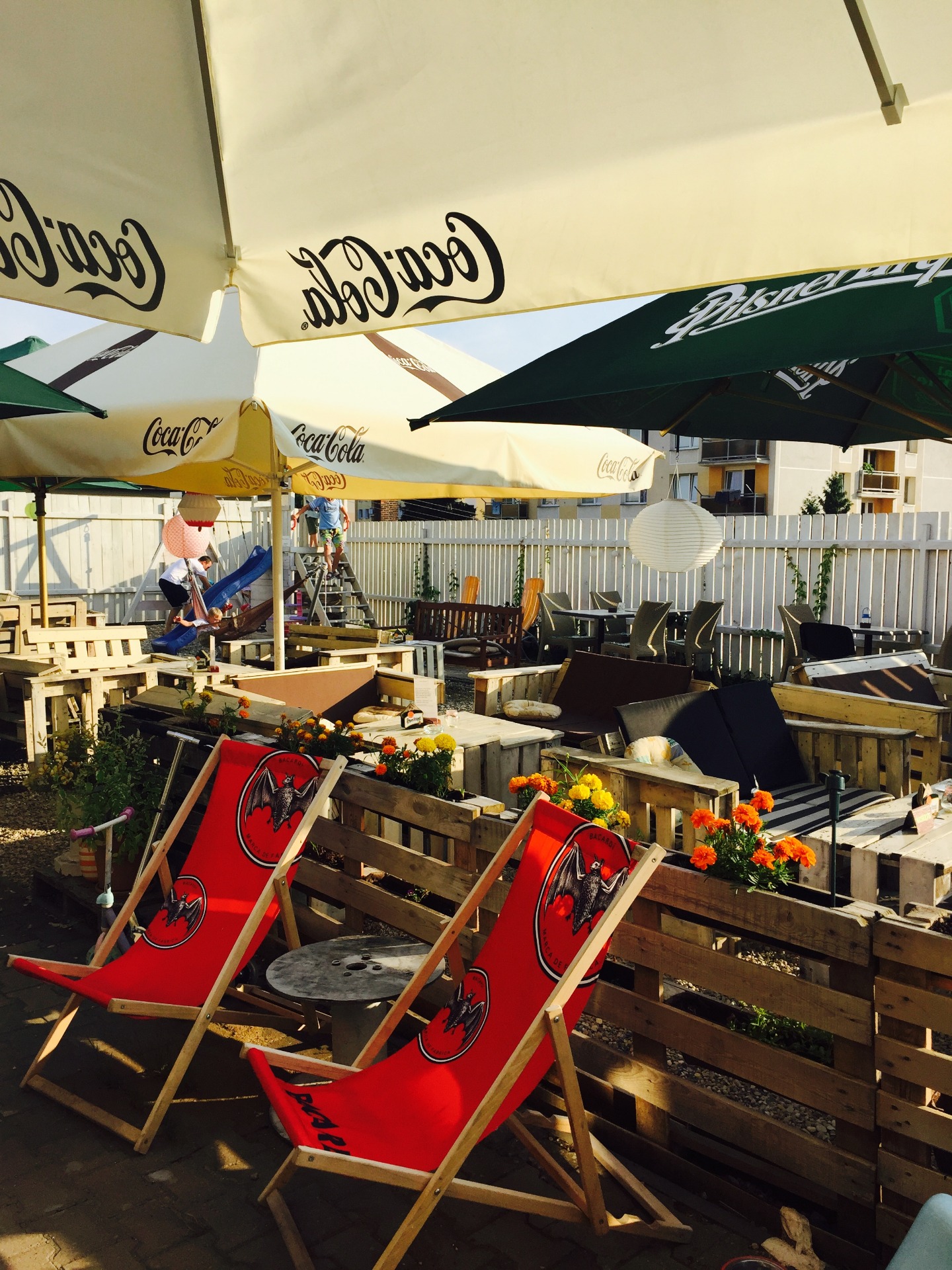 Terasa Taverny foto 2