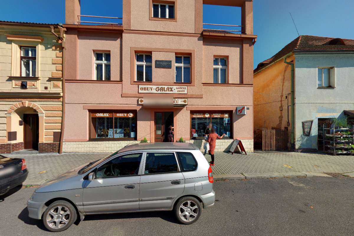 René Úbl - ostření nožů a nůžek foto 2