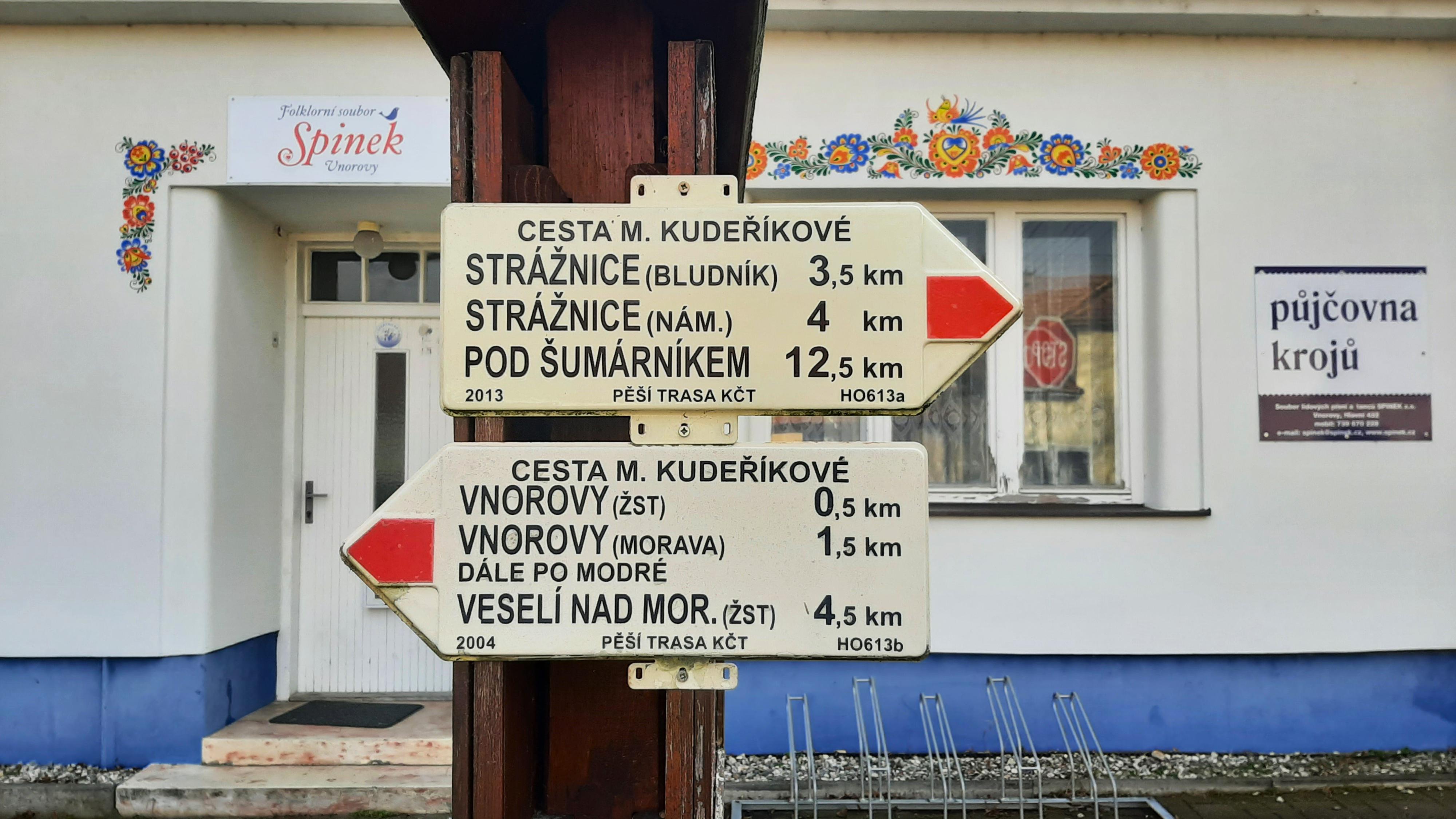 Soubor lidových písní a tanců Spinek z.s. foto 4