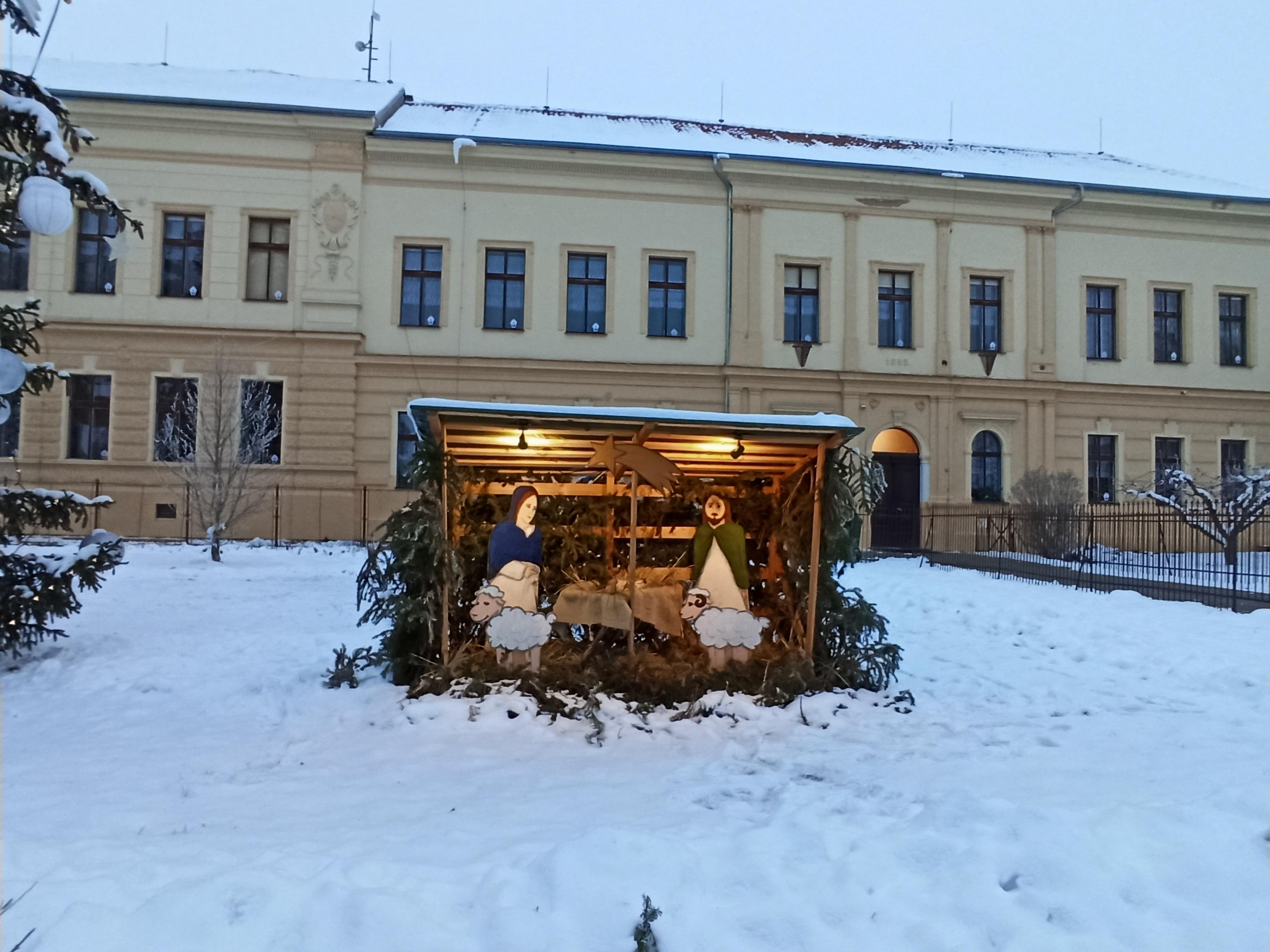 ZŠ a MŠ Kněževes, okres Rakovník foto 6