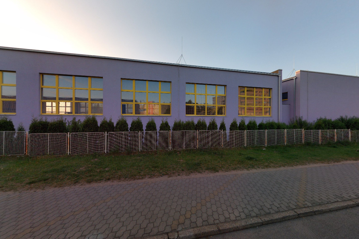 ZŠ a MŠ Mladá Boleslav, 17. listopadu foto 2