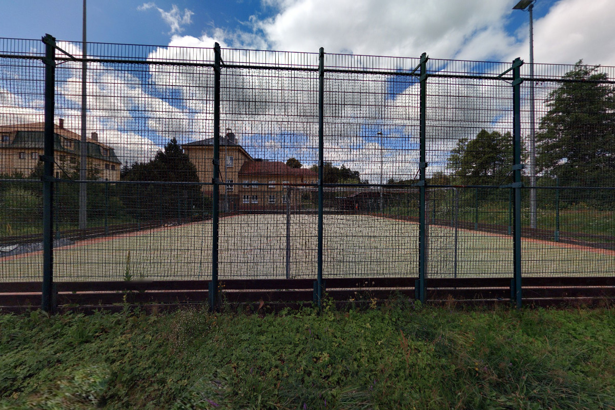 Víceúčelové hřiště Mníšek