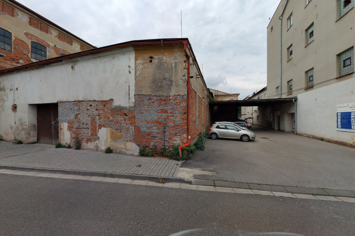 Karel Kühnel - Autoservis