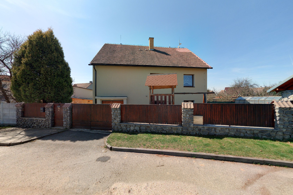 Centrstav- Jan Petrů