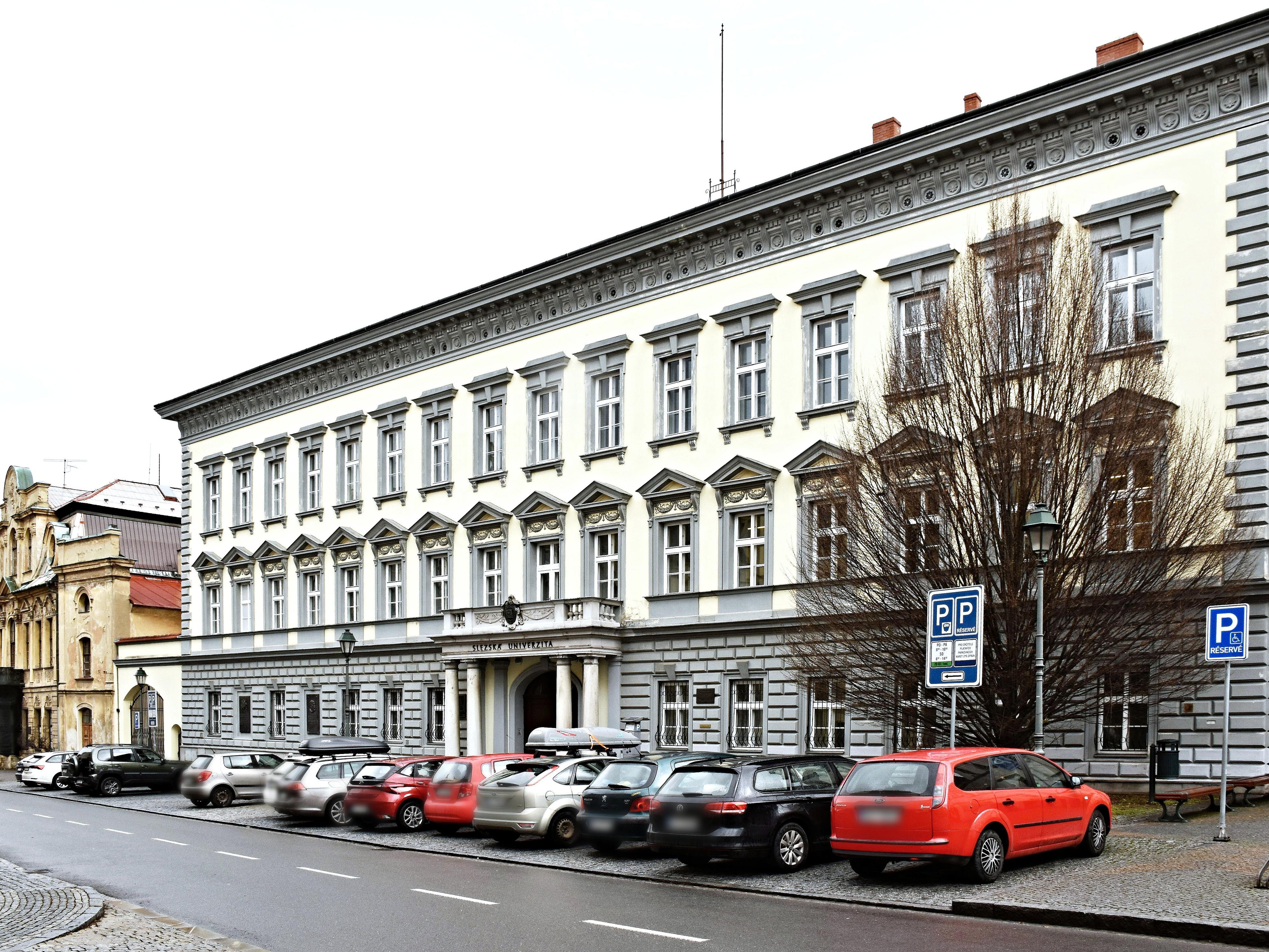 Ústav cizích jazyků Filozoficko-přírodovědecké fakulty foto 2