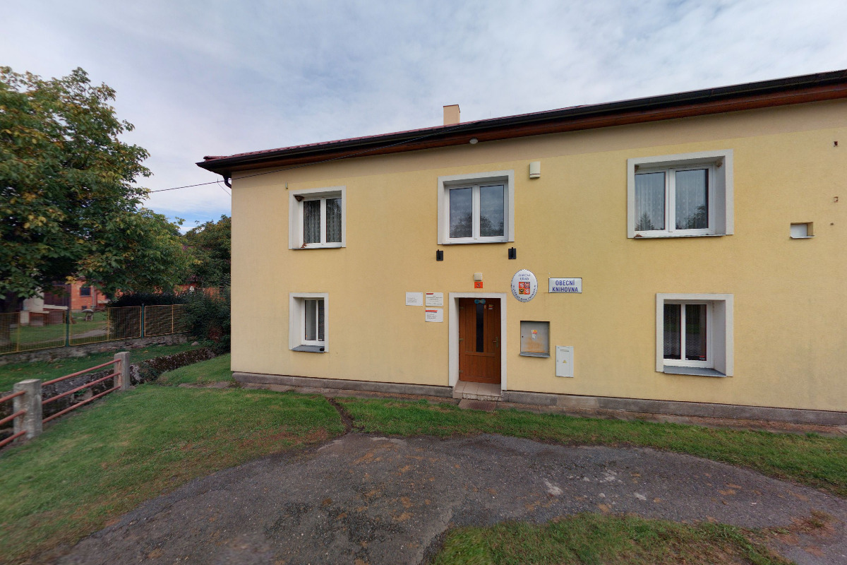 Obecní knihovna Bezděkov pod Třemšínem foto 2