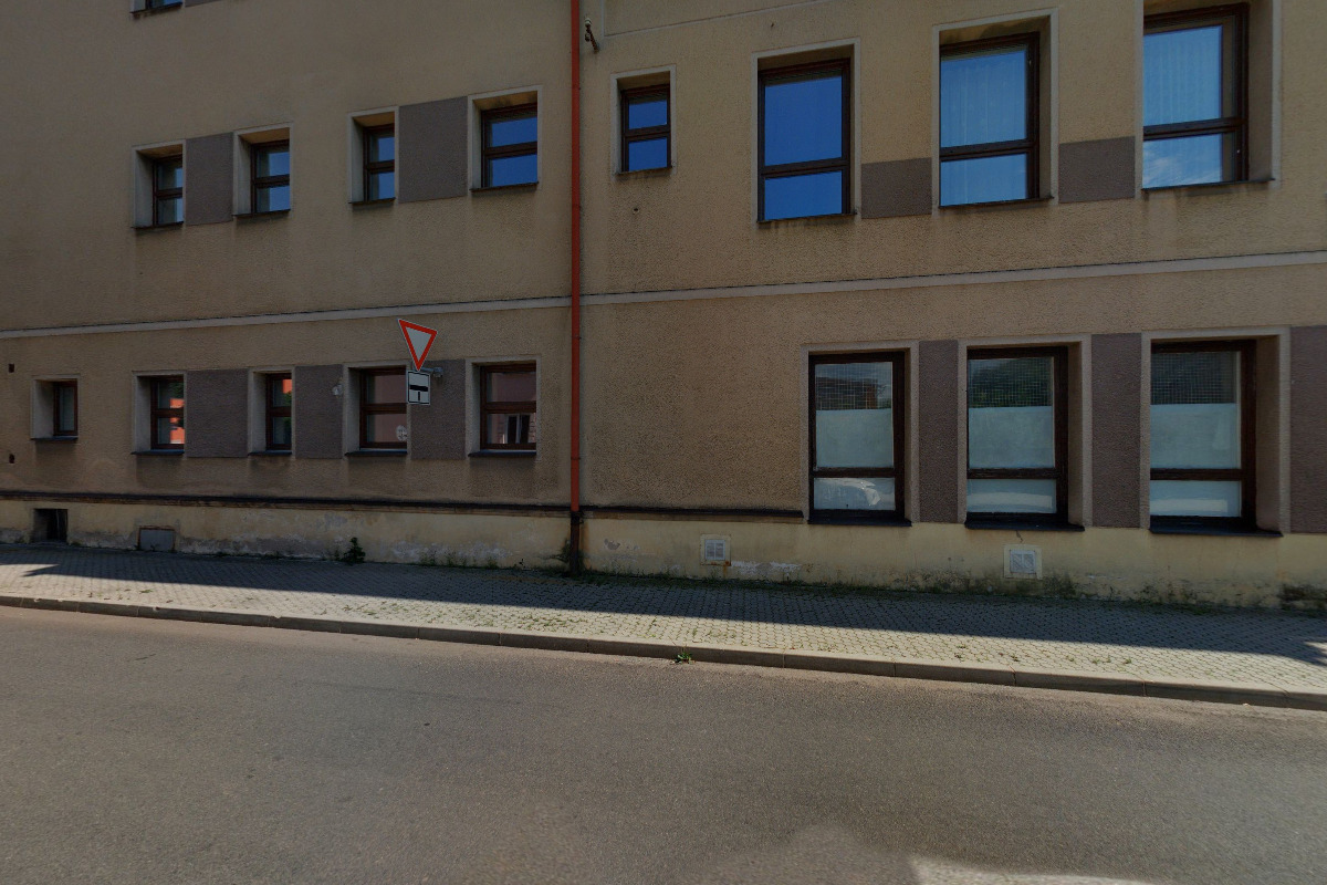 Praktická škola, Trutnov