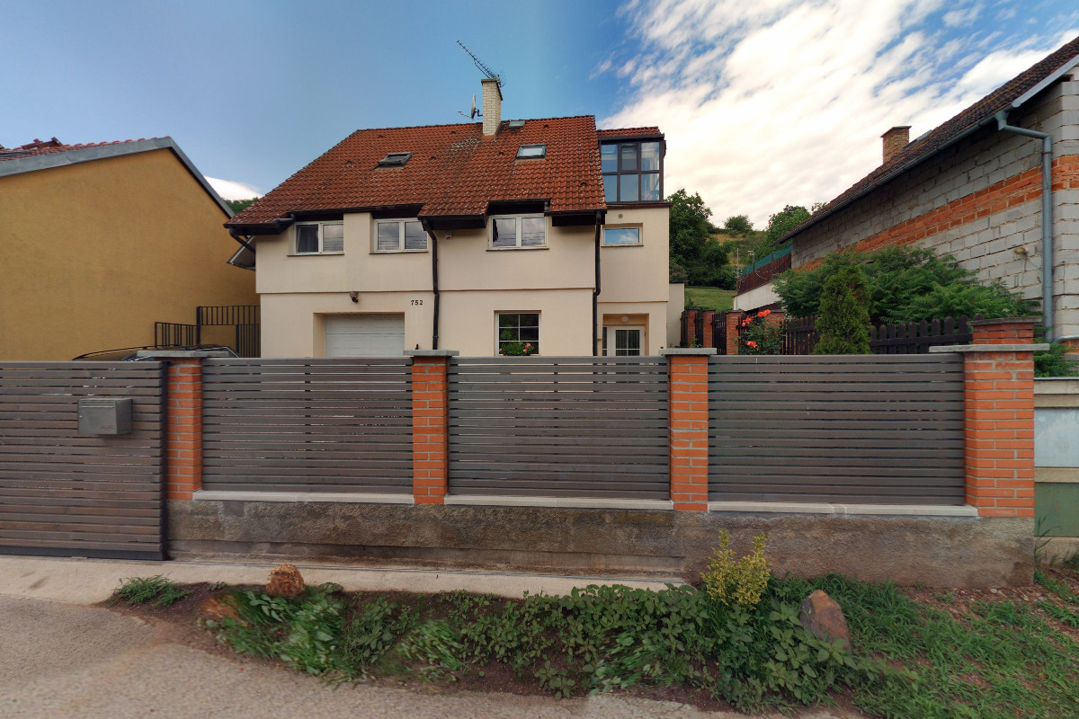 Veronika Fialová - QARA