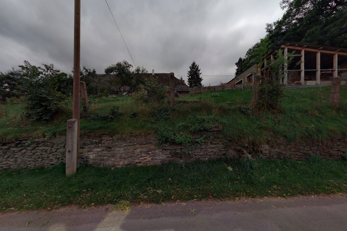 Ovsenák - stavební a obchodní činnost - vysavače