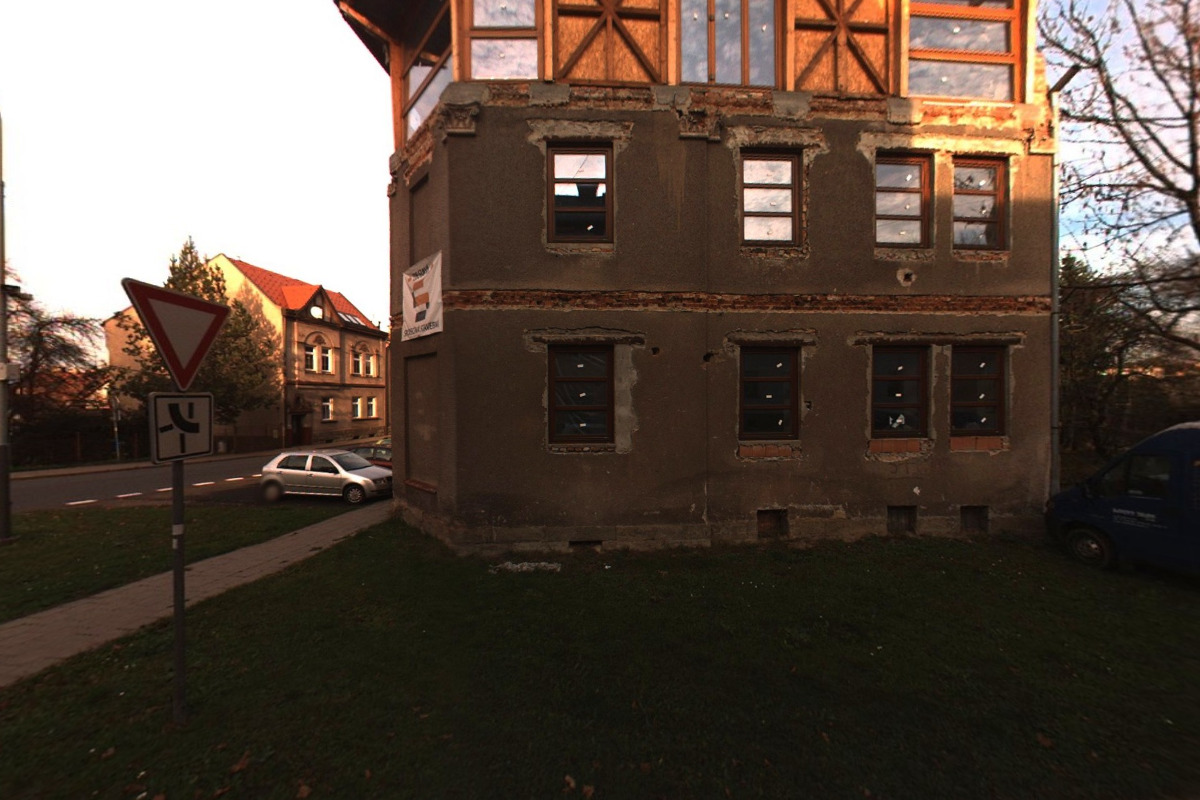 Mgr. Tomáš Jakubík, advokát