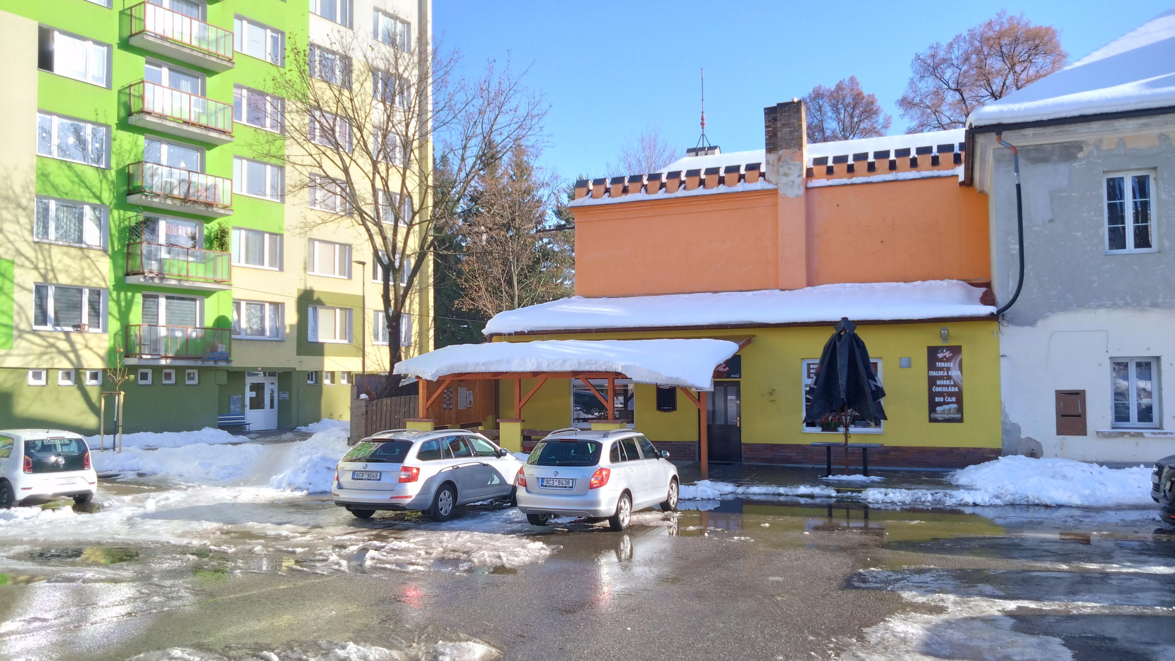 Bar 1. máje 8 foto 2