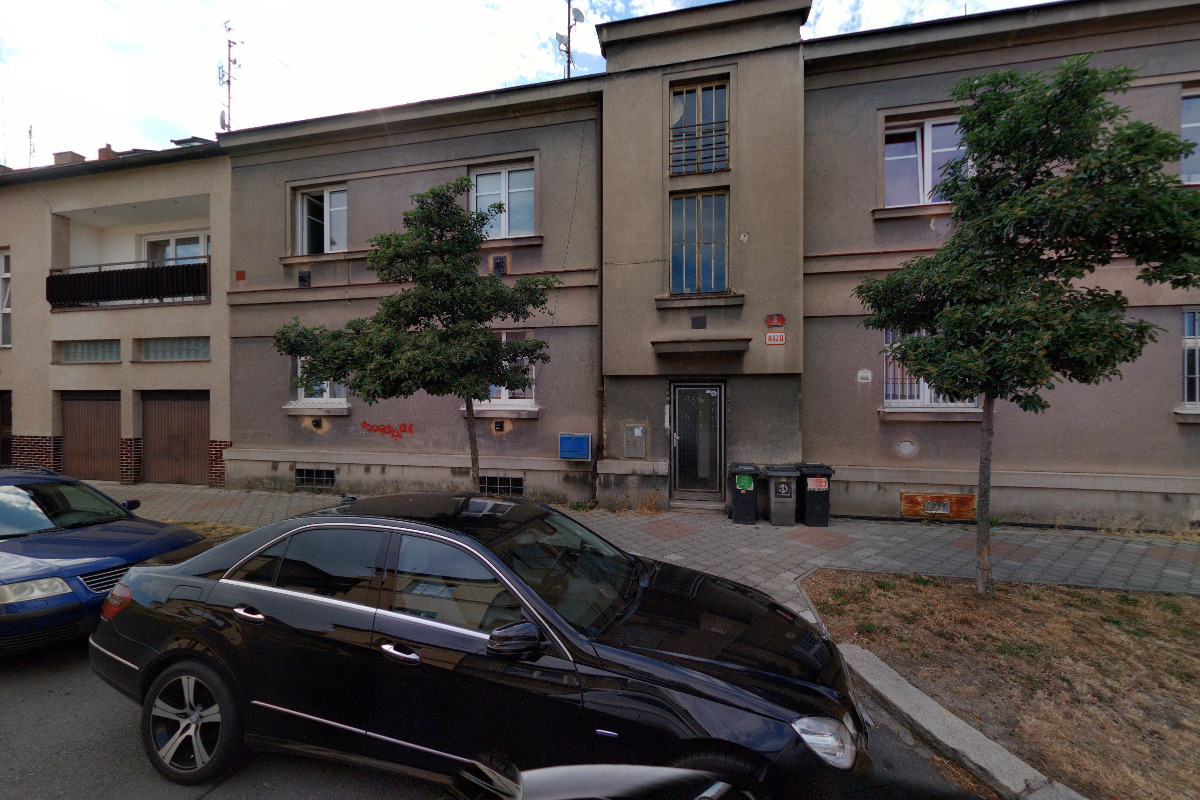 Soukromá ZUŠ Trnka, Staniční foto 2