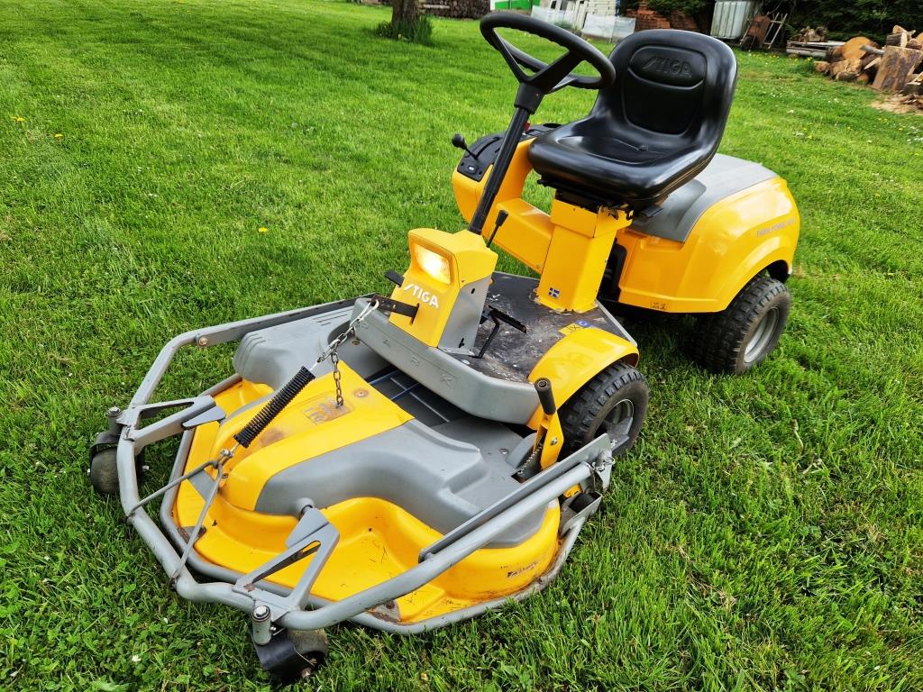 Radek Pusztai - zahradní traktory foto 3