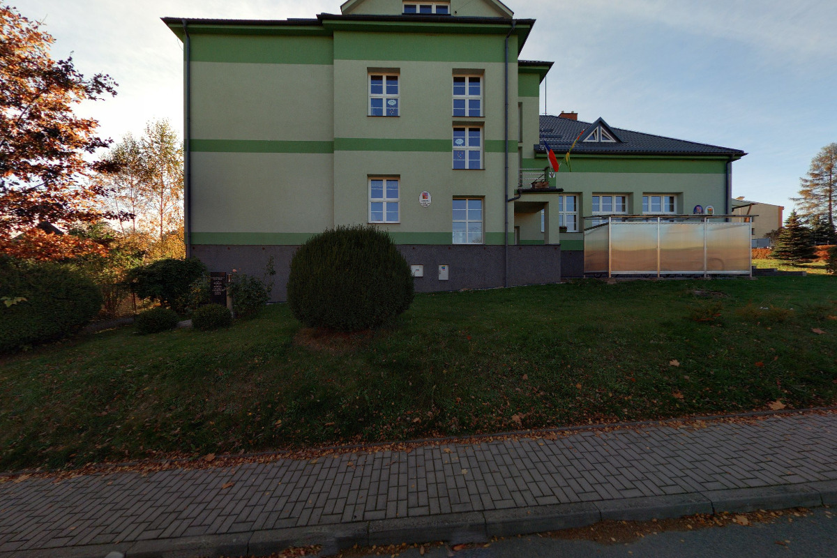 ZŠ a MŠ Oudoleň foto 2