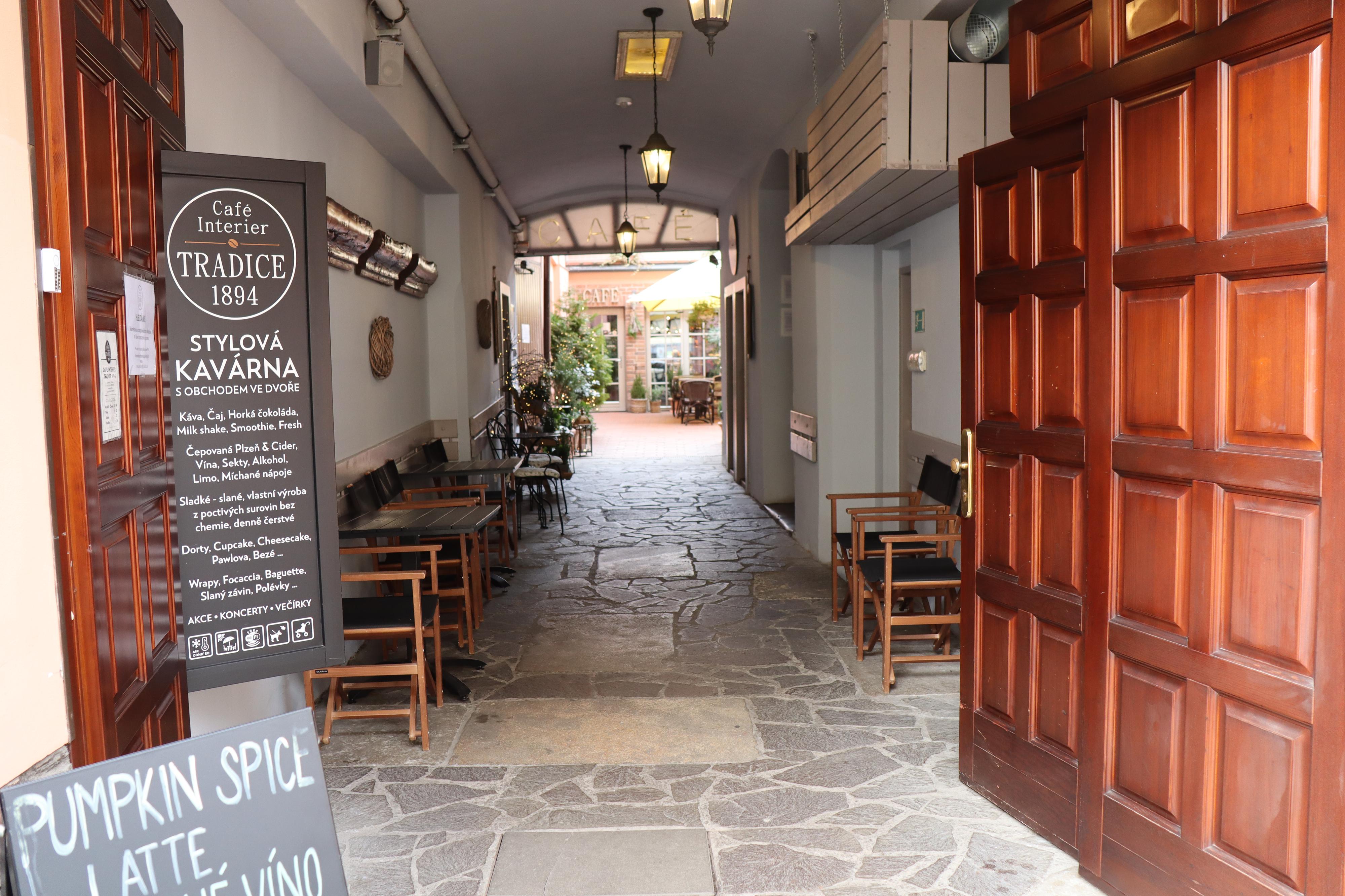 Café Interier & Bistro, TRADICE 1894 foto 3