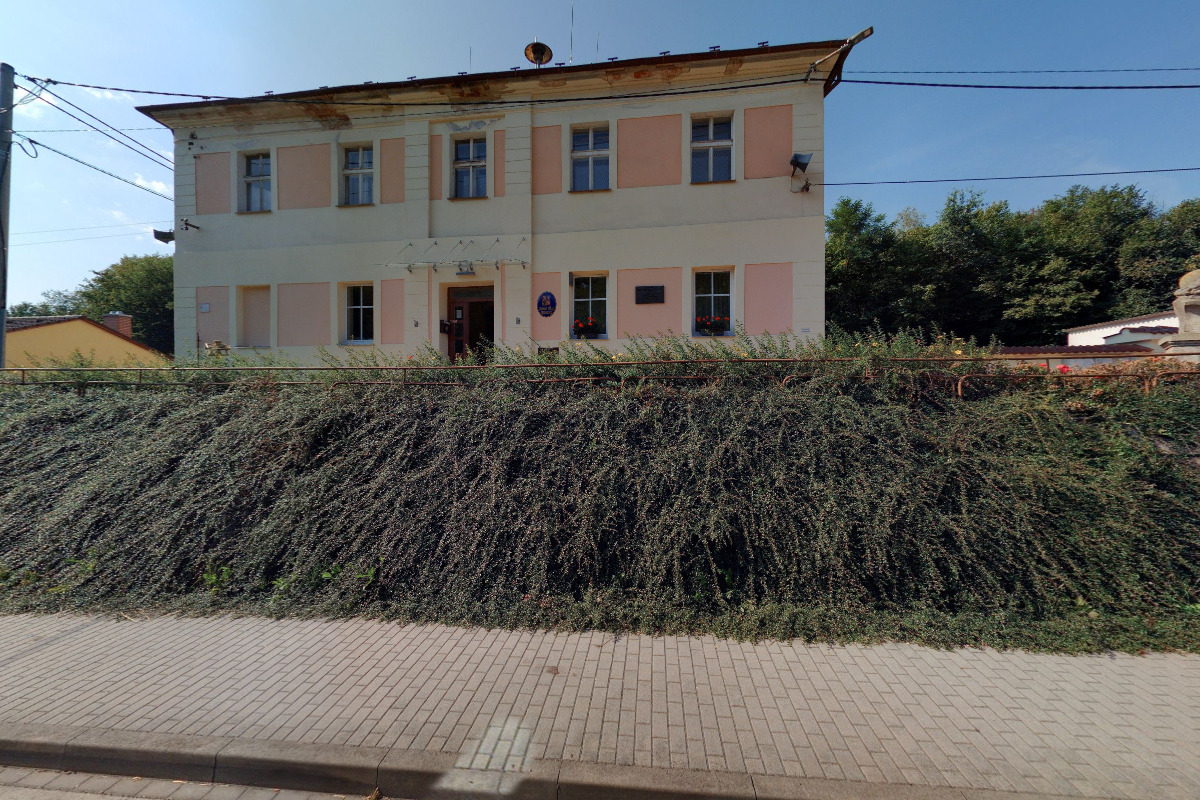 Hromnice - obecní úřad foto 4