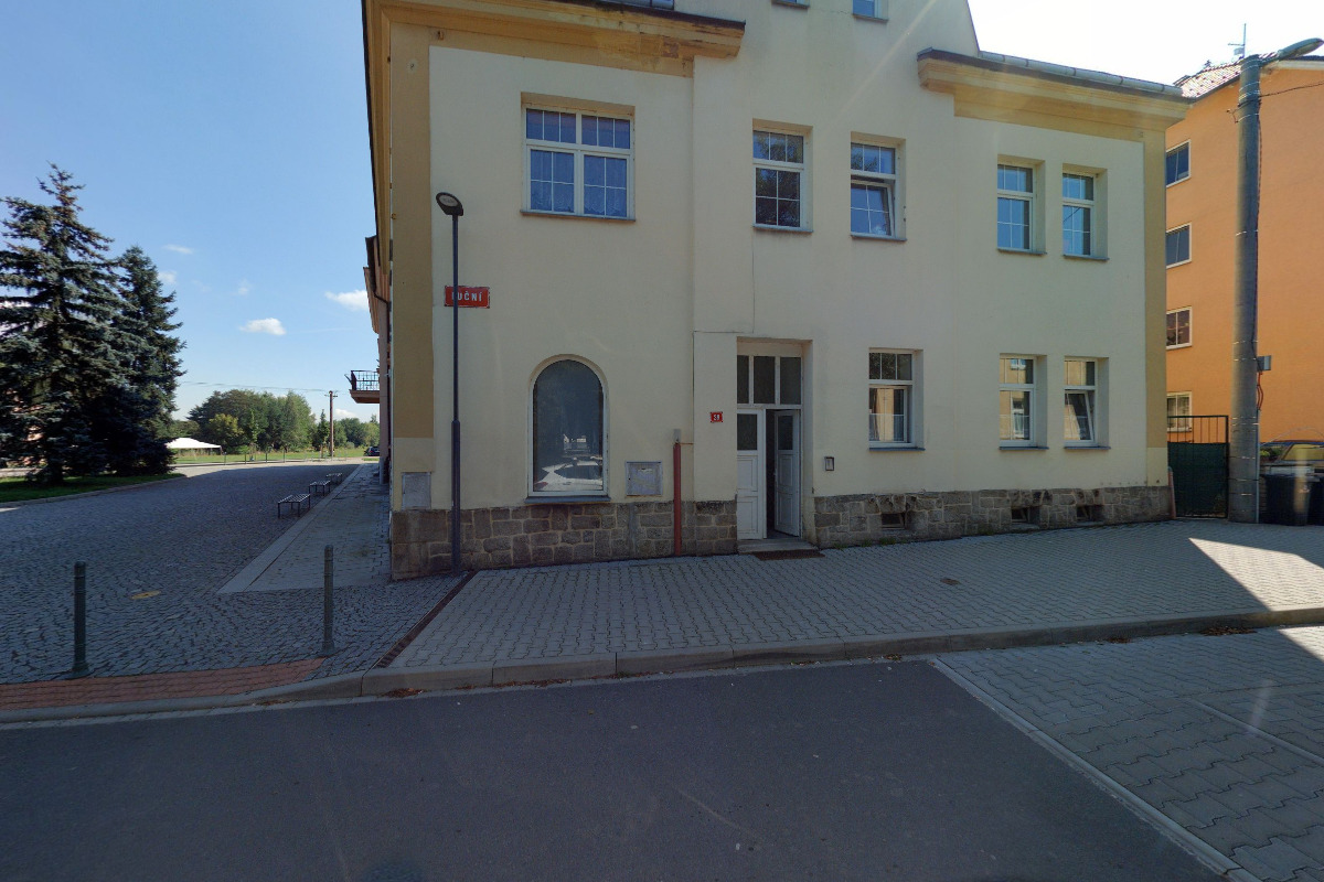 Karolína Zemanová - Kadeřnice