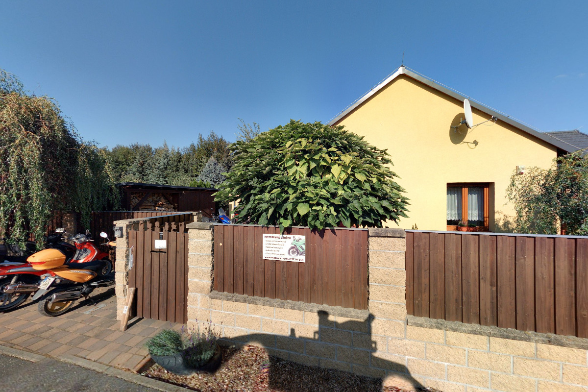 Petr Holub, DiS. - servis motocyklů foto 2