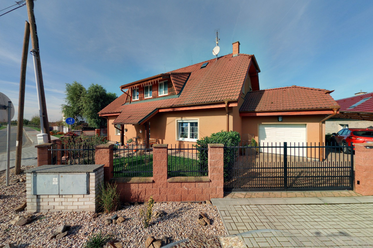 Michaela Haubertová - realitní makléřka foto 3