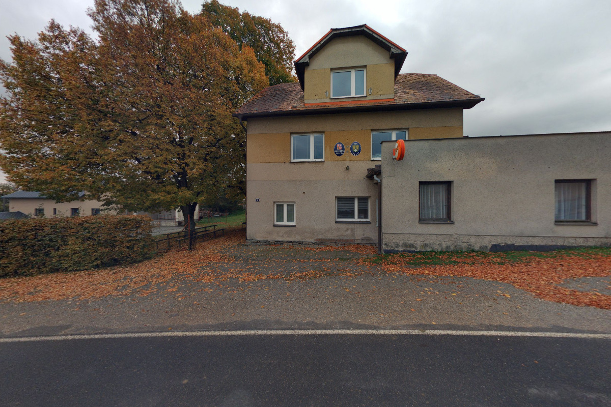 Sedletín - obecní úřad foto 3