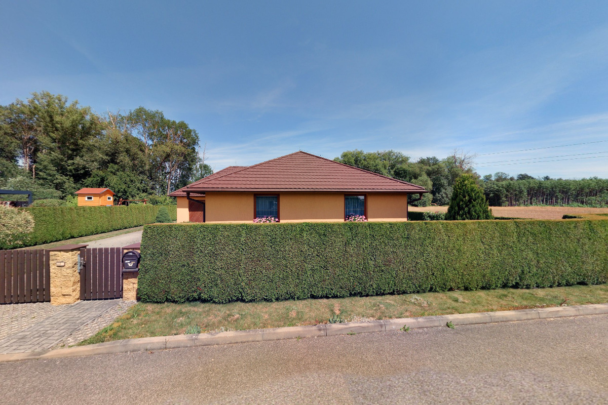 Prodej garážových vrat Petr Hoďák