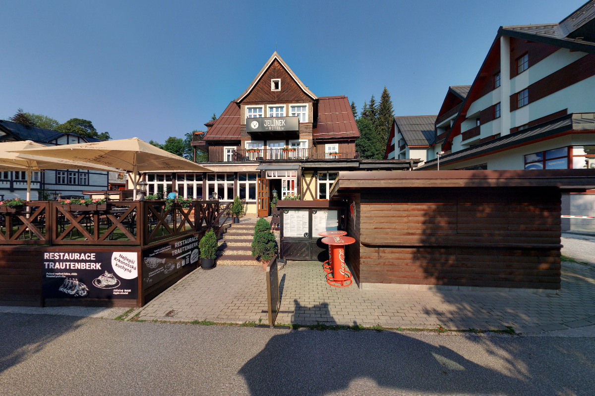 Hotel Jelínek - Nabíjecí stanice