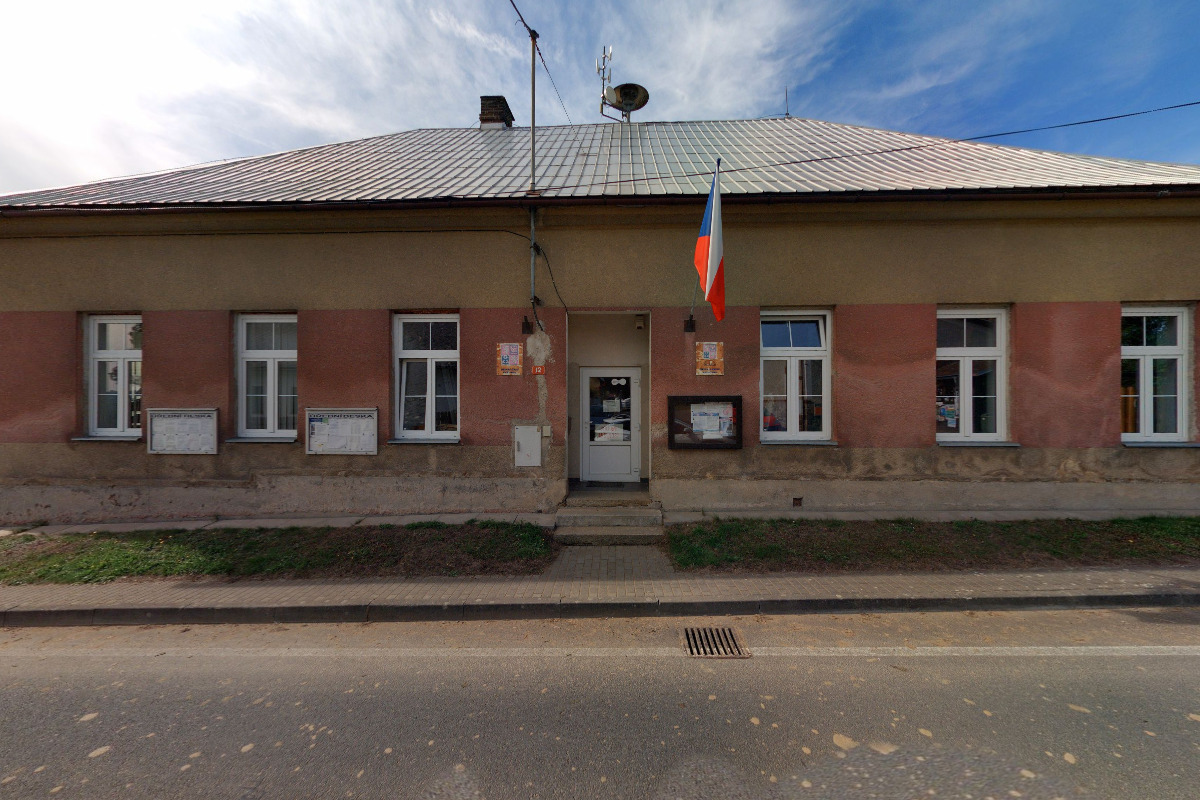 Obecní knihovna Květinov foto 1