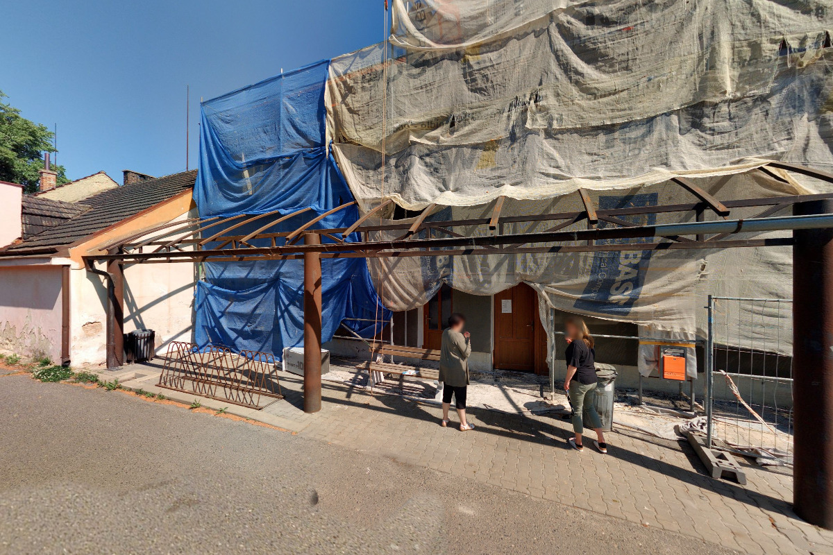 Kropáčova Vrutice - obecní úřad foto 3