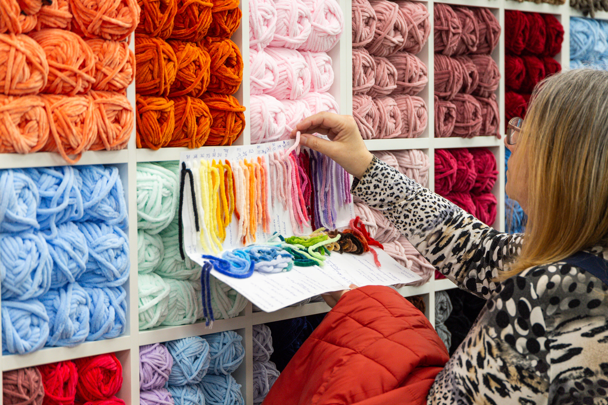 STOKLASA galanterie a látky foto 6