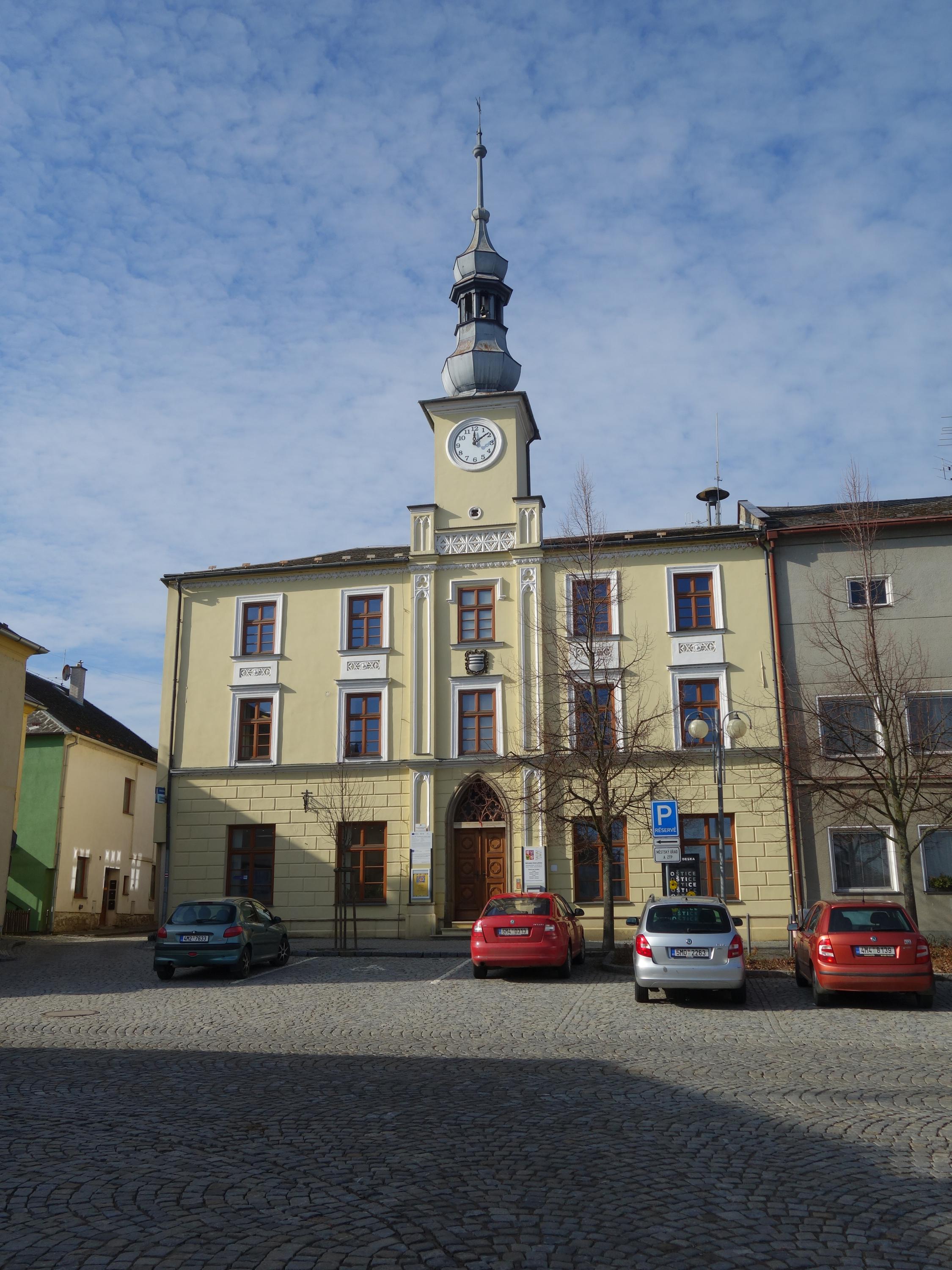 Loštice - městský úřad foto 6