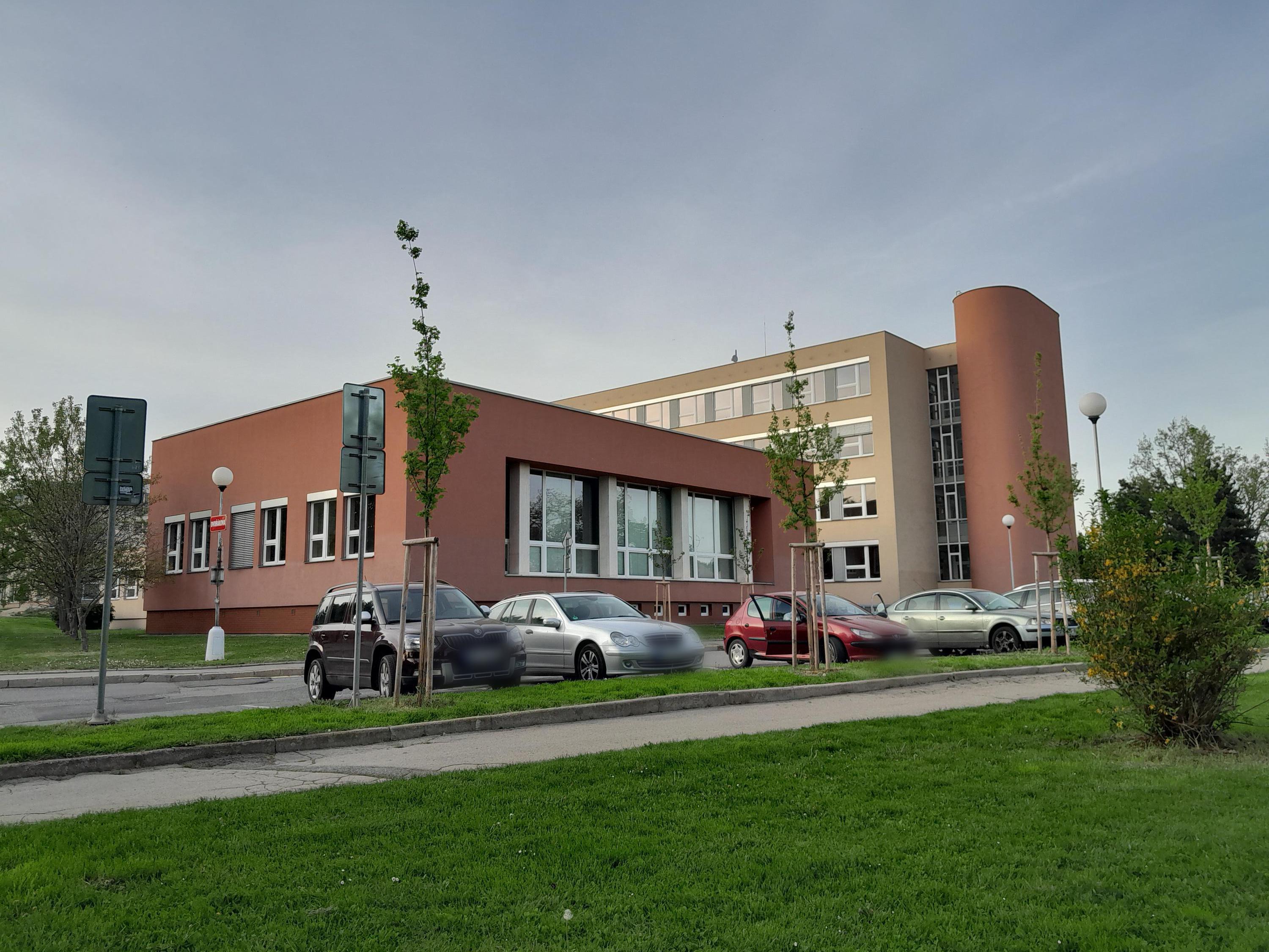 Finanční úřad pro Jihomoravský kraj - Územní pracoviště ve Znojmě foto 2