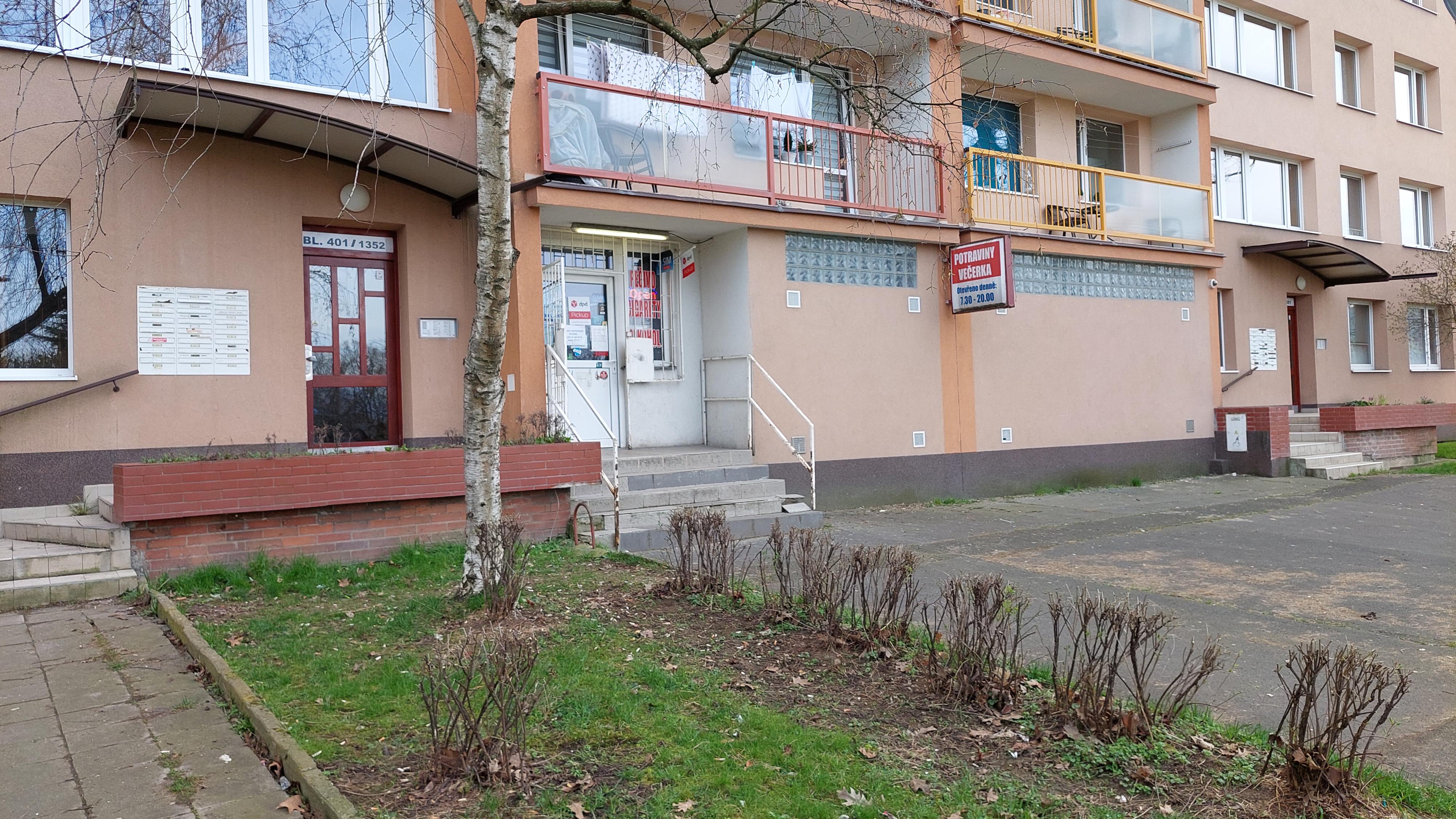 Potraviny U Stadionu