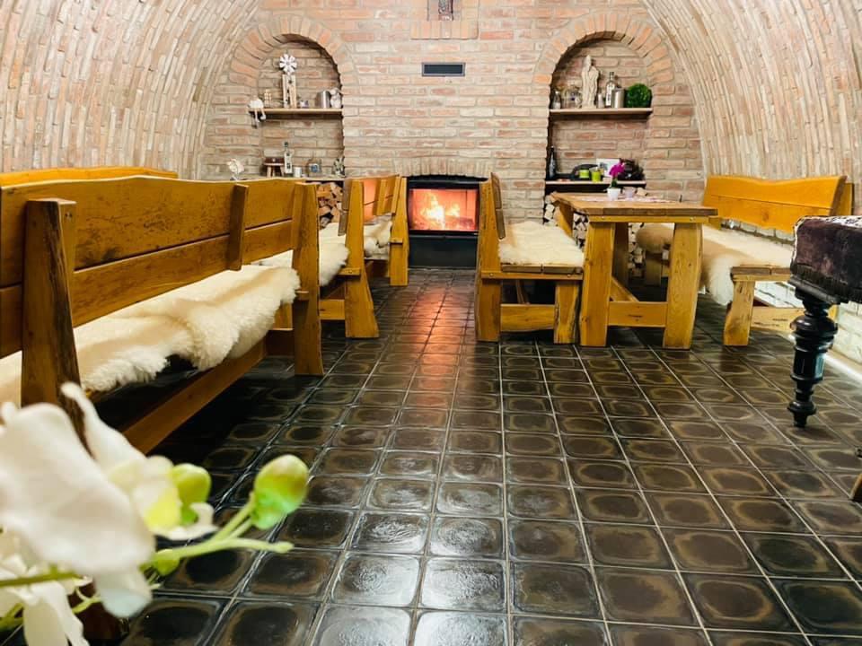 Ubytování a vinný sklep - U lišáka FOXE foto 3