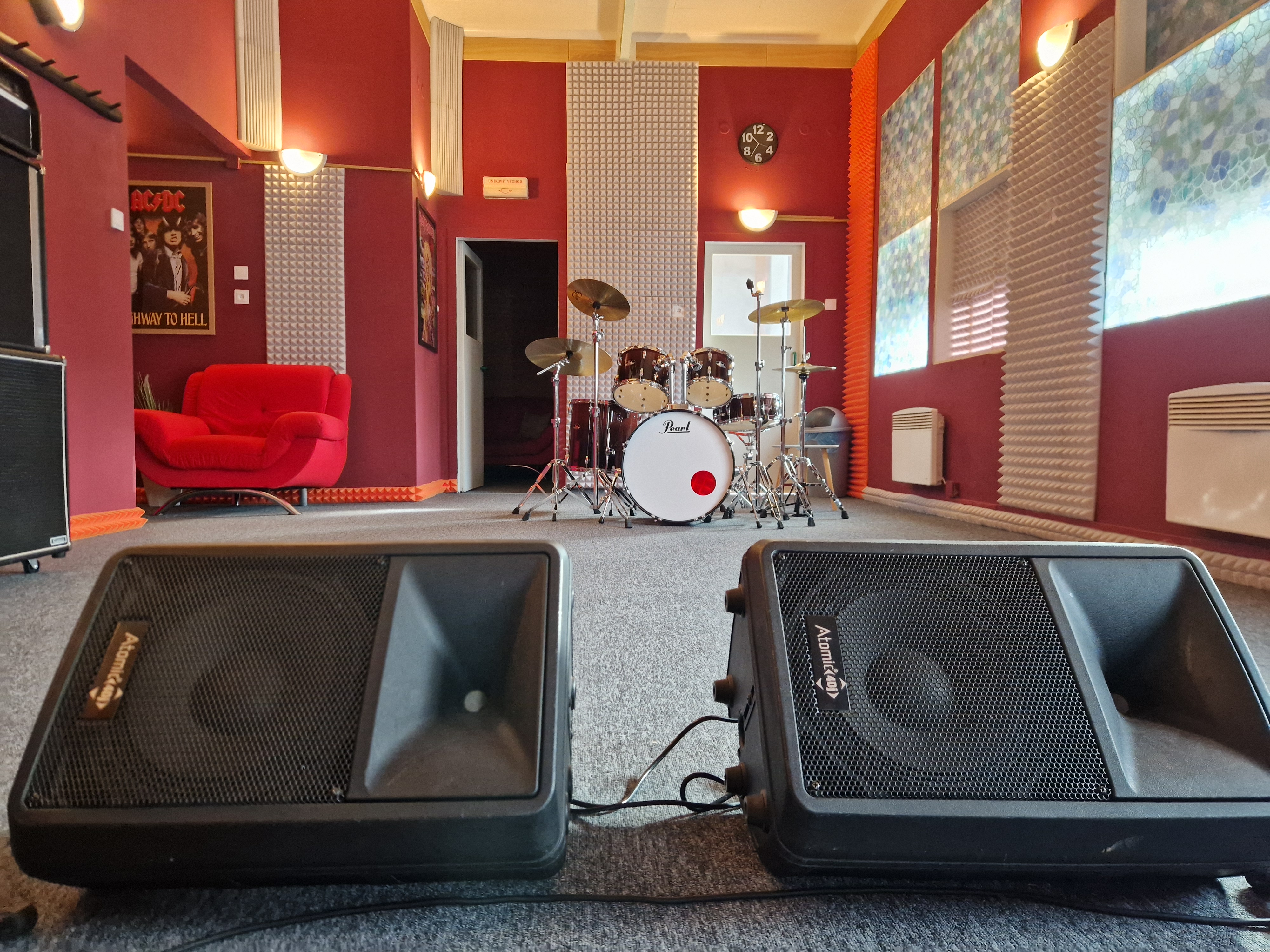 Drop-D Music Studio foto 2