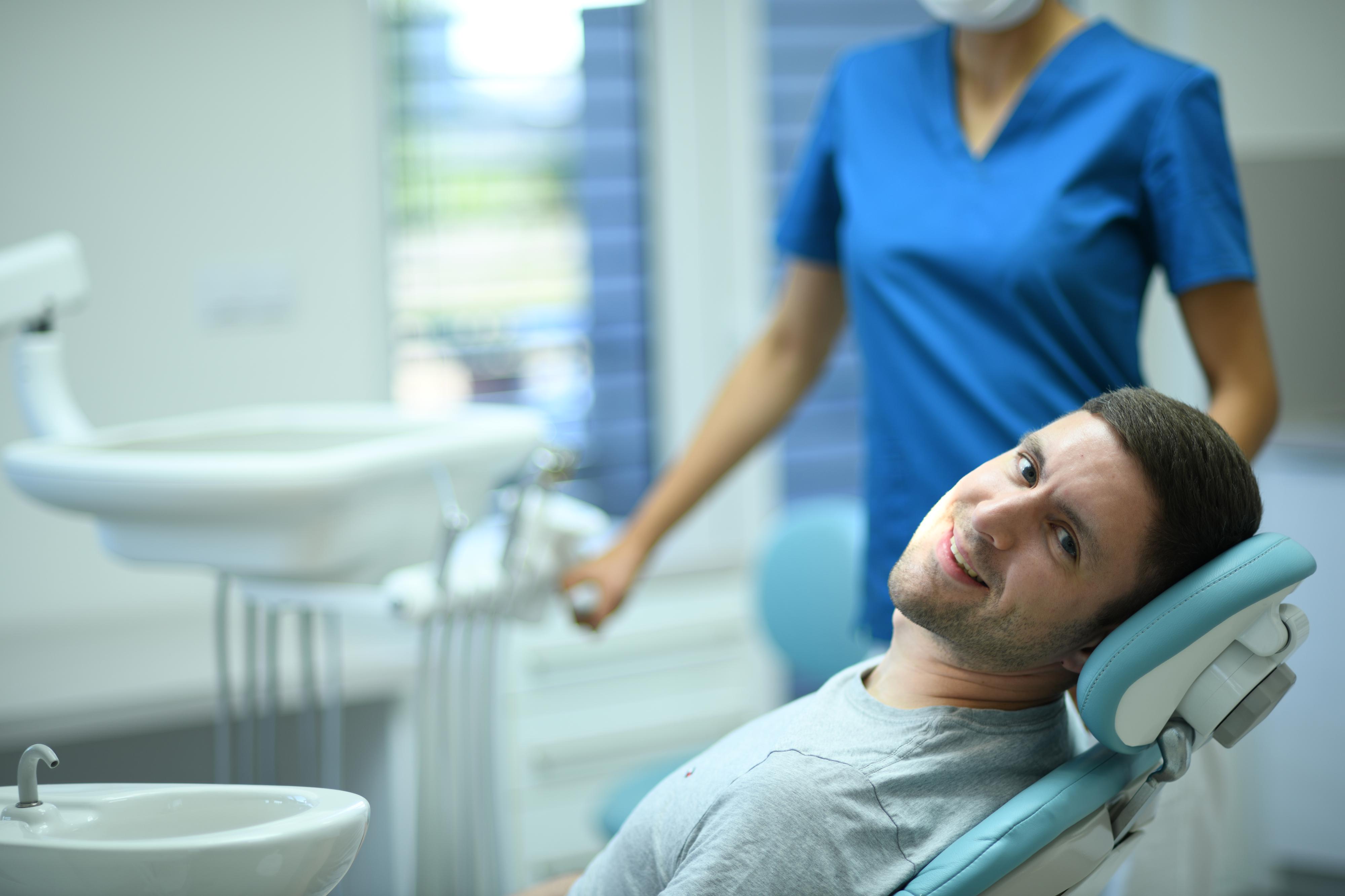 Dentální hygiena NAŠE ZUBY - Mgr. Monika Mrzenová DiS.